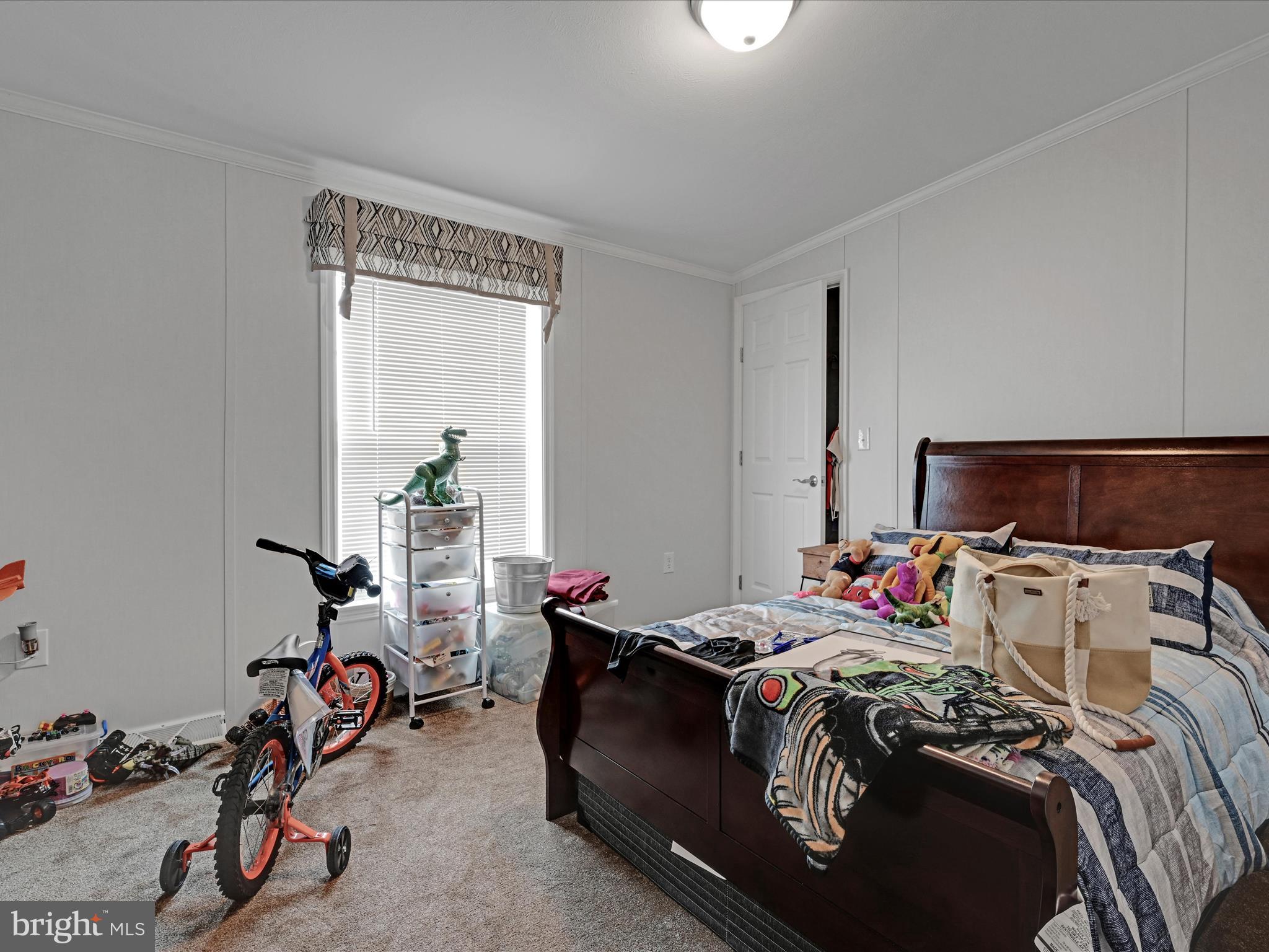 STONE HILL VILLAGE PARK - Residential