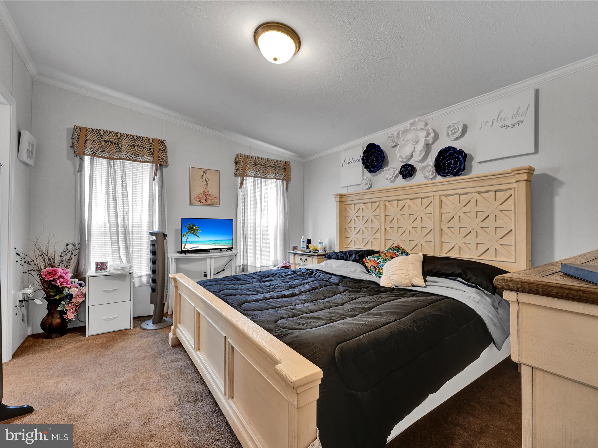 STONE HILL VILLAGE PARK - Residential