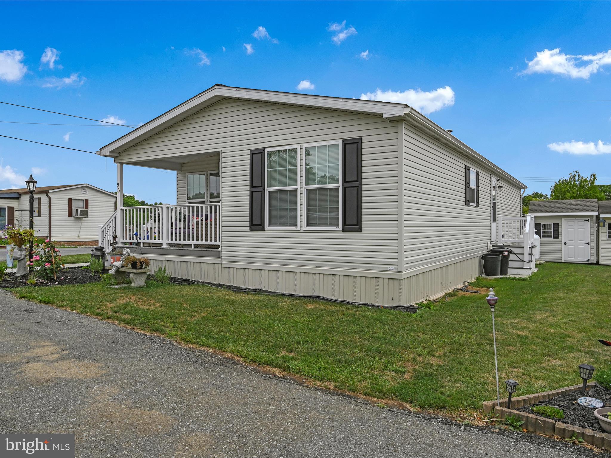 STONE HILL VILLAGE PARK - Residential