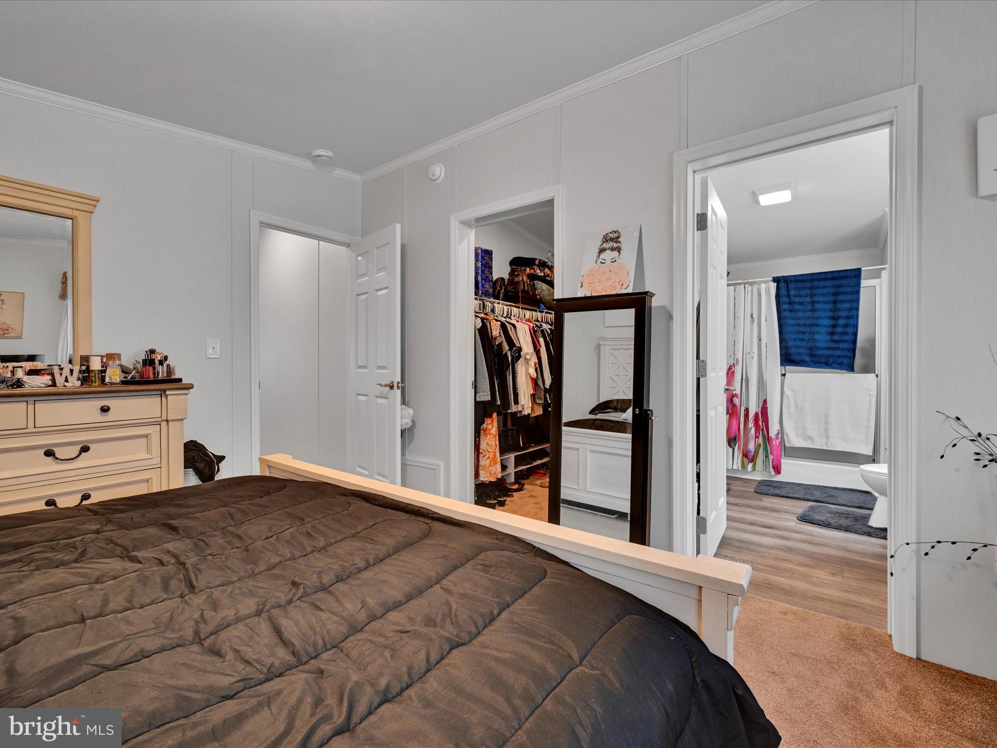 STONE HILL VILLAGE PARK - Residential