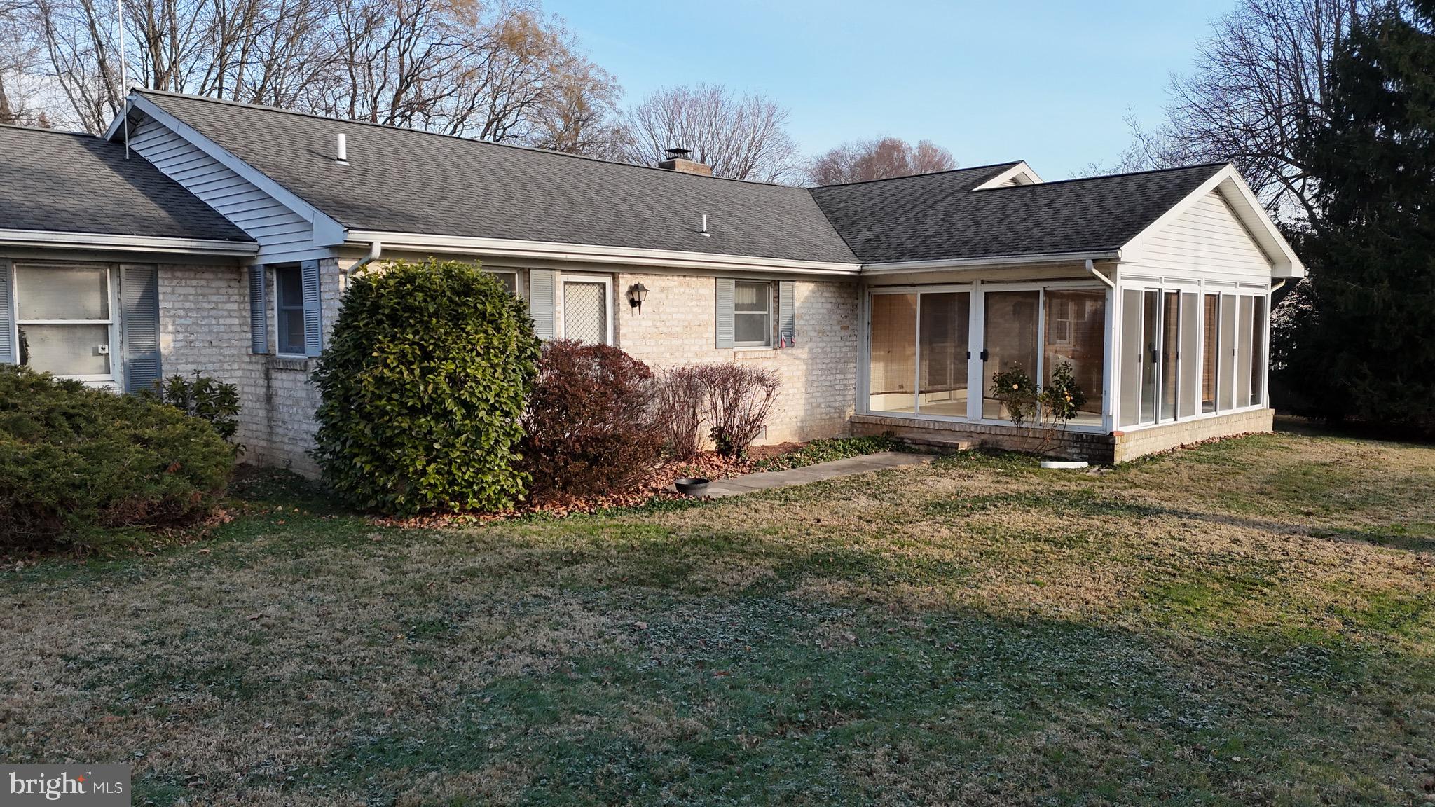 COLLEGE HEIGHTS - Residential