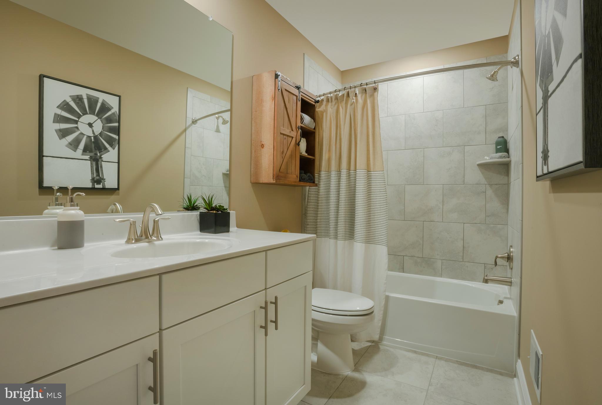 WOODS OF MYRTLE POINT - Residential