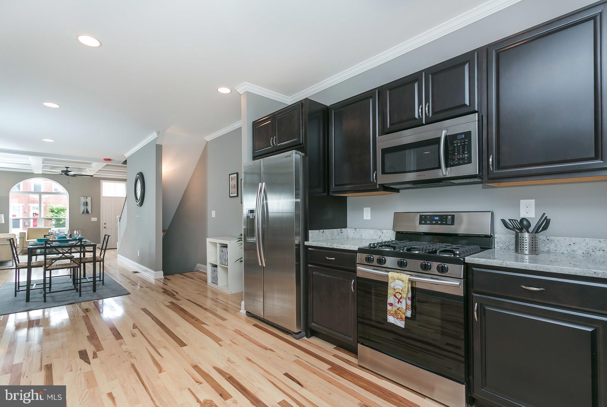 HIGHLANDTOWN - Residential