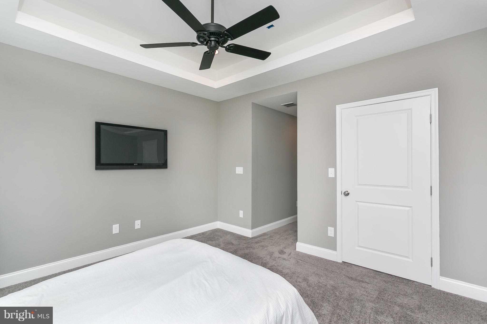 HIGHLANDTOWN - Residential