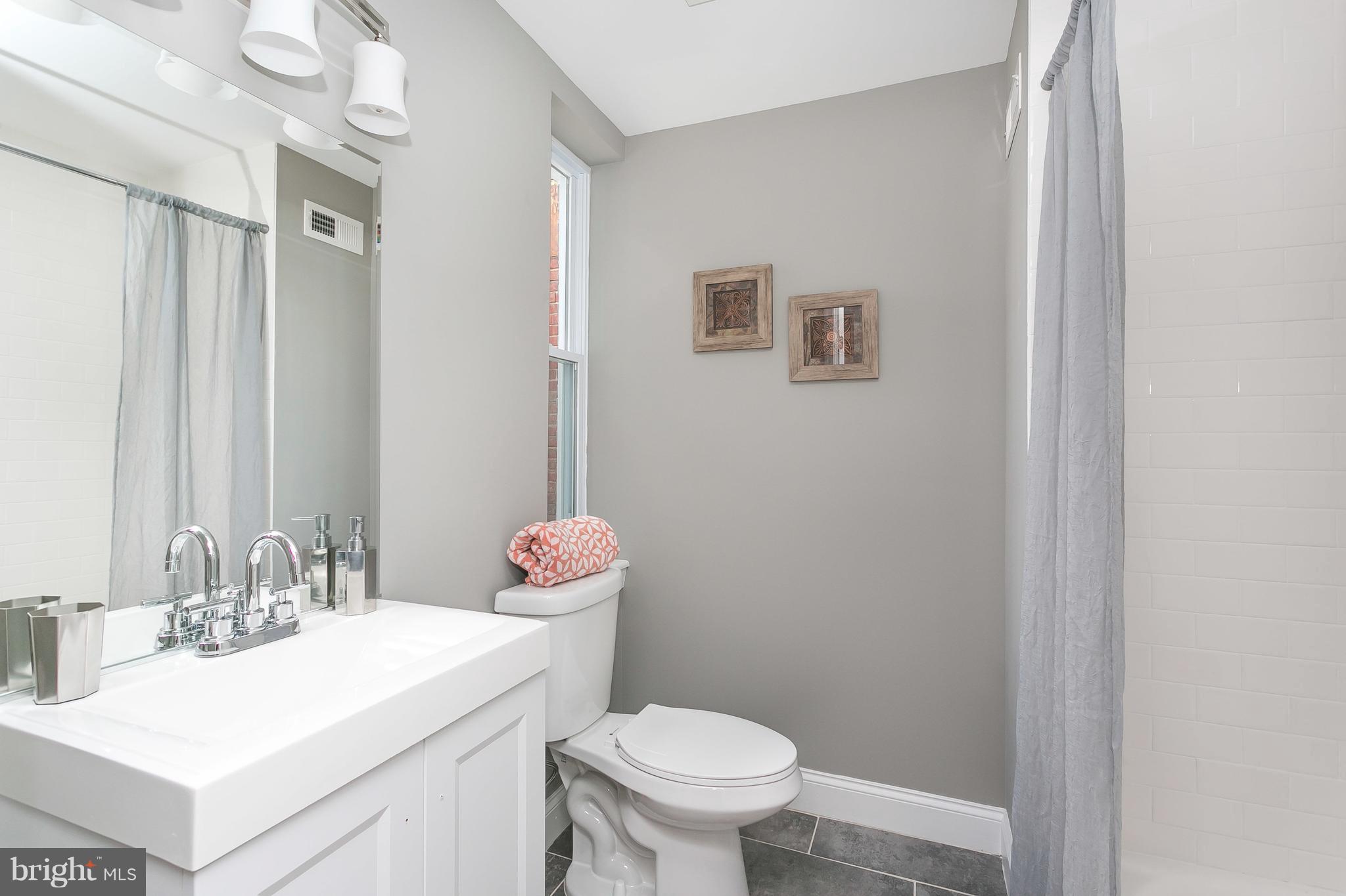 HIGHLANDTOWN - Residential