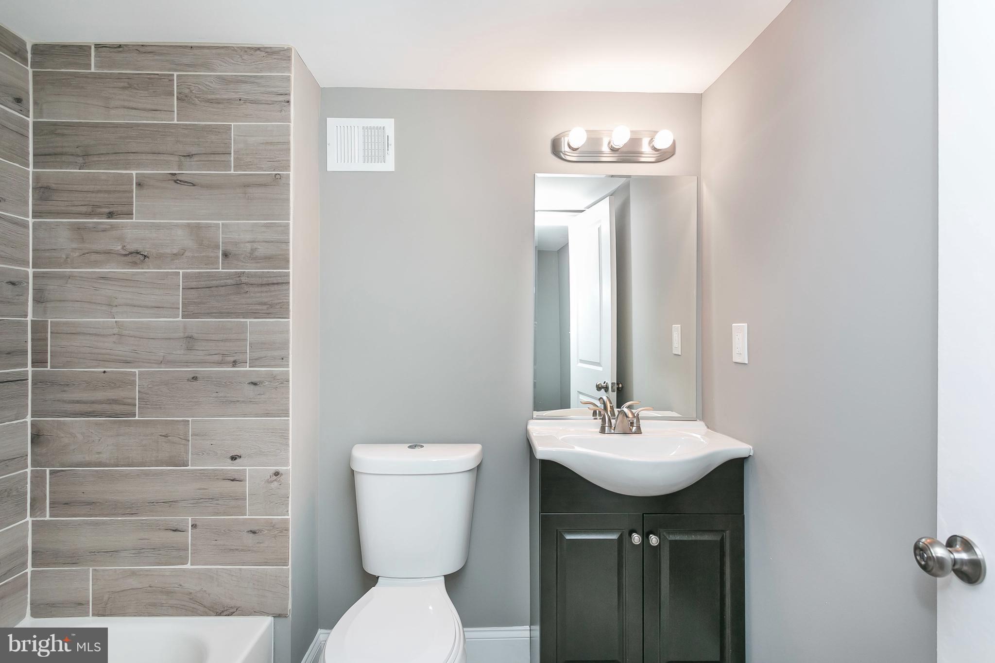 HIGHLANDTOWN - Residential