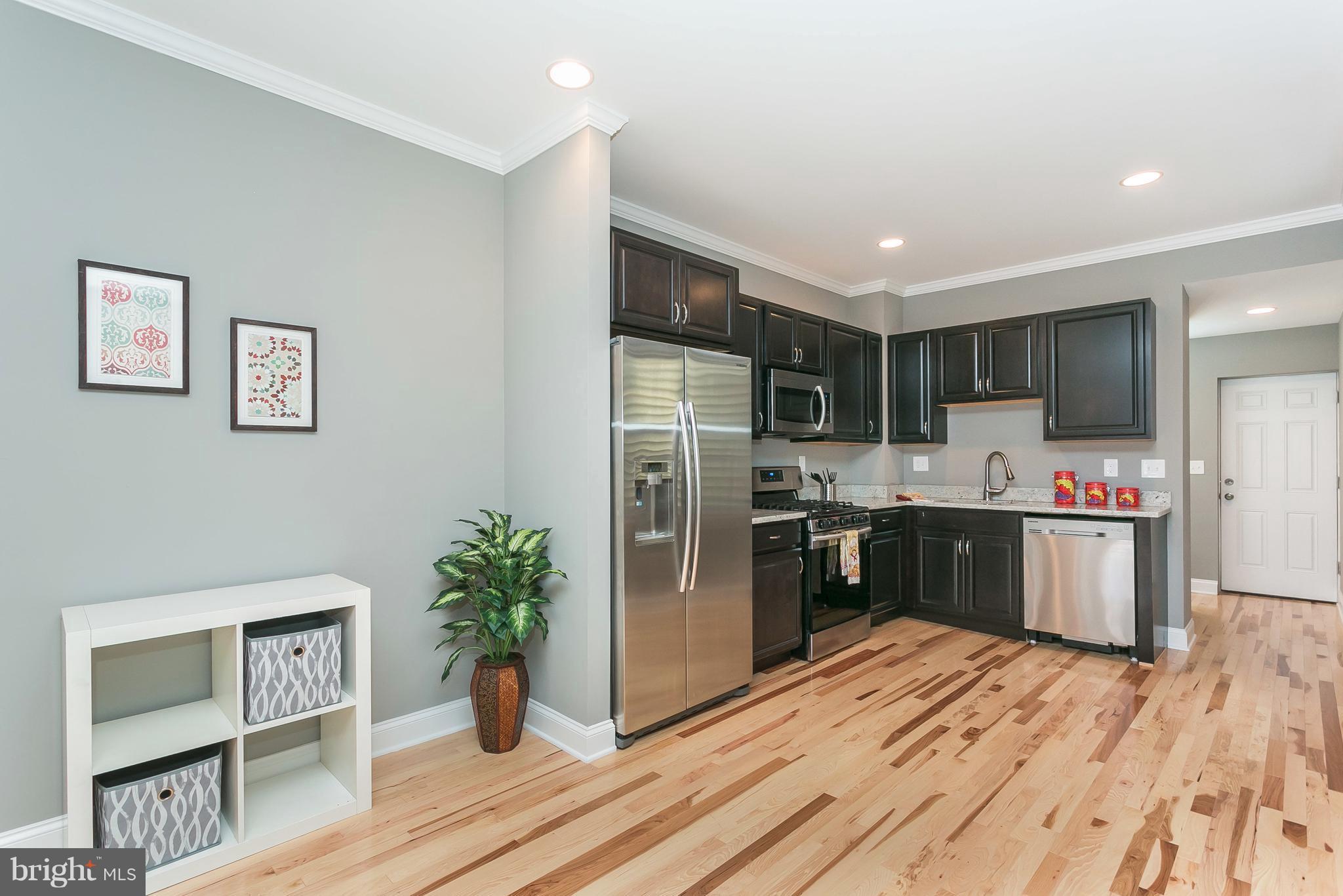 HIGHLANDTOWN - Residential