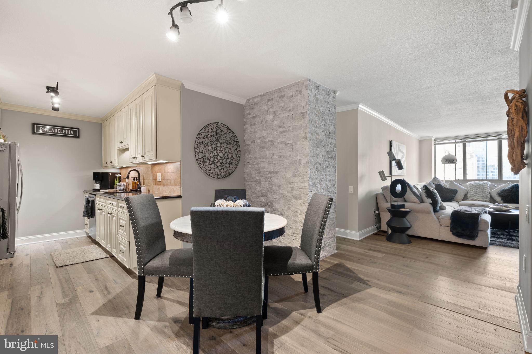 1420 LOCUST STREET 29C