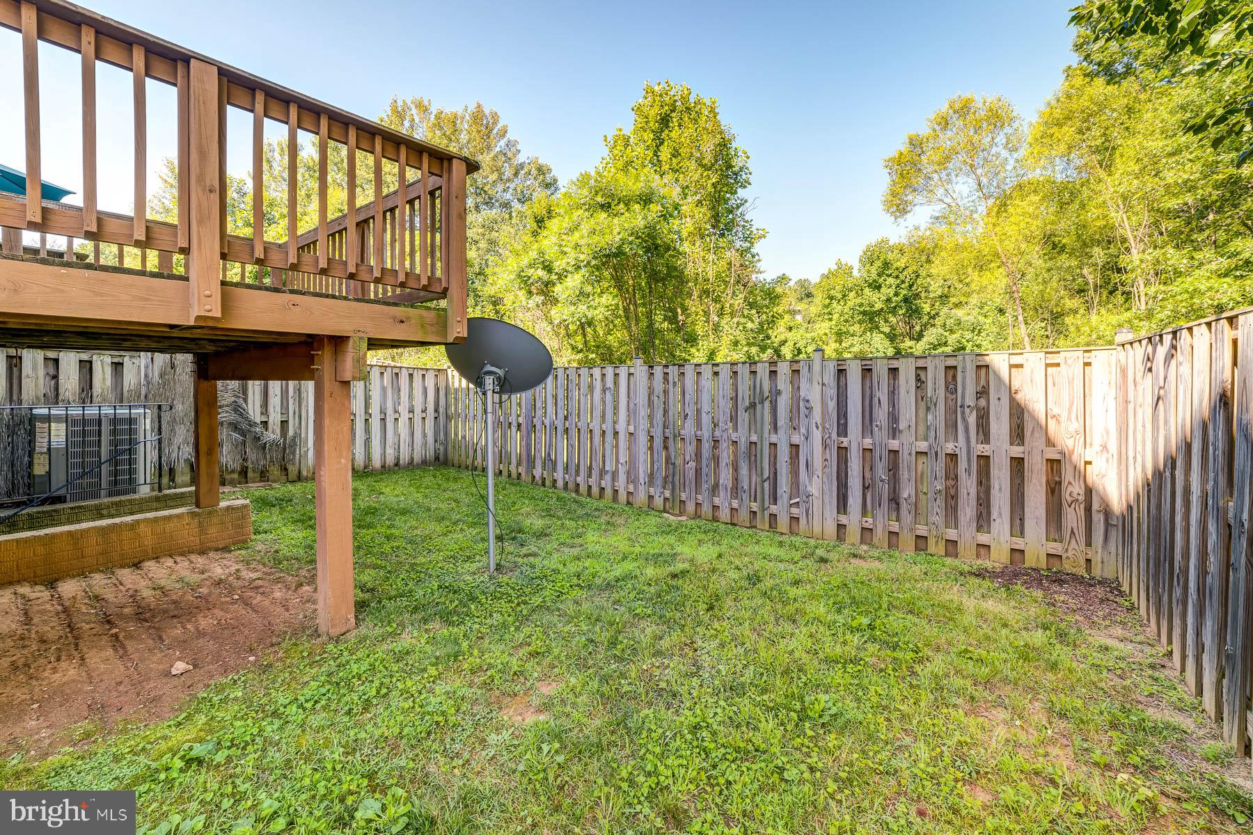 LAKECREST - Residential