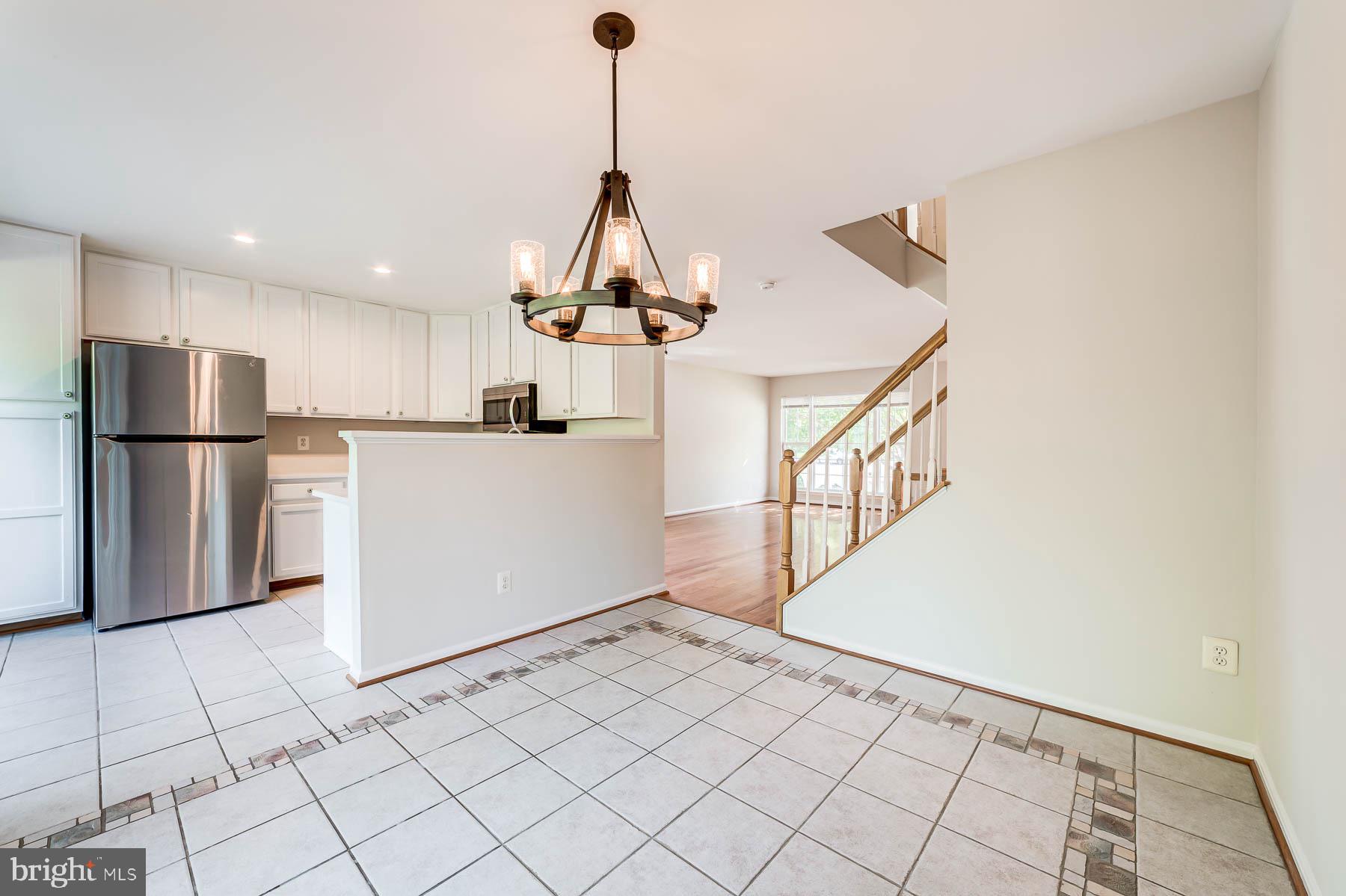 LAKECREST - Residential