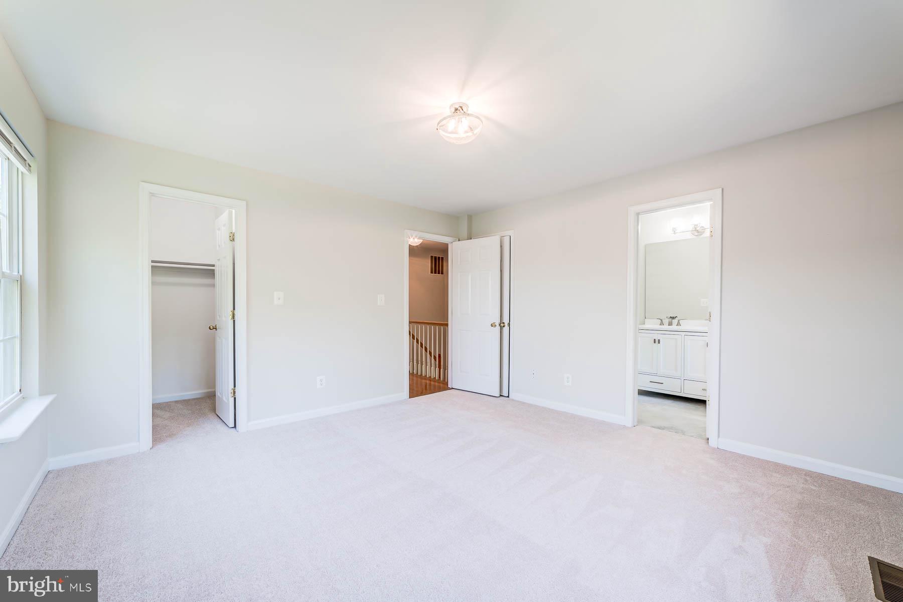 LAKECREST - Residential