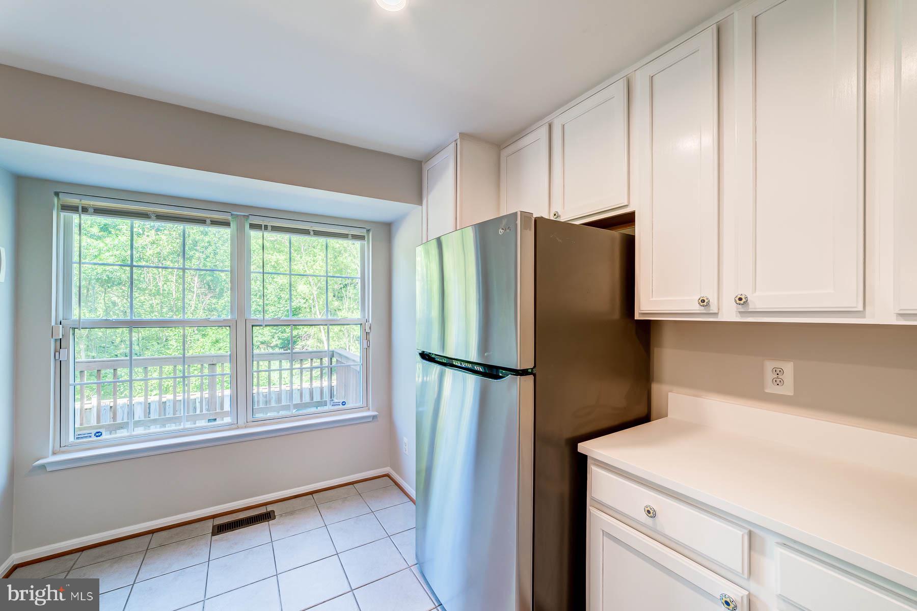 LAKECREST - Residential