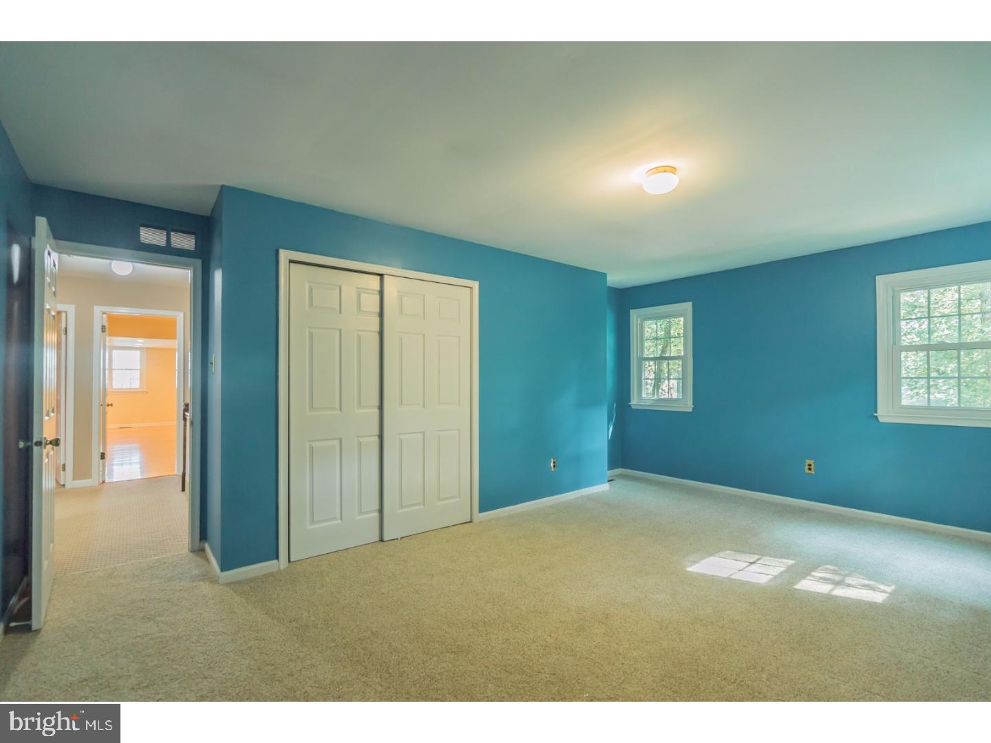 OLD MILL ESTS - Residential