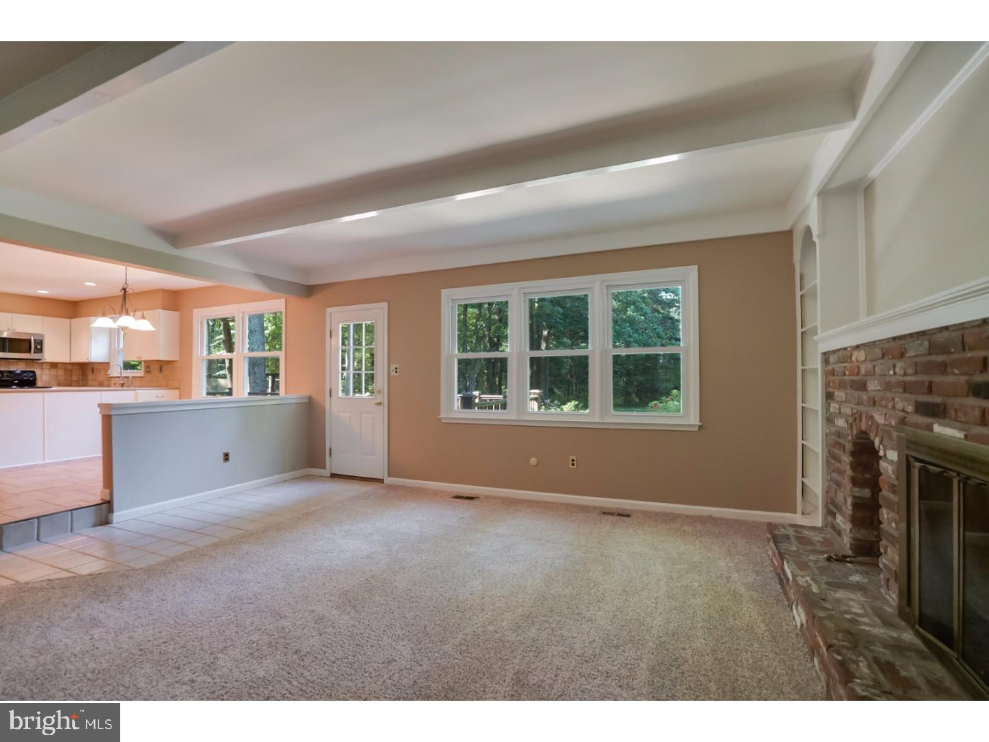 OLD MILL ESTS - Residential