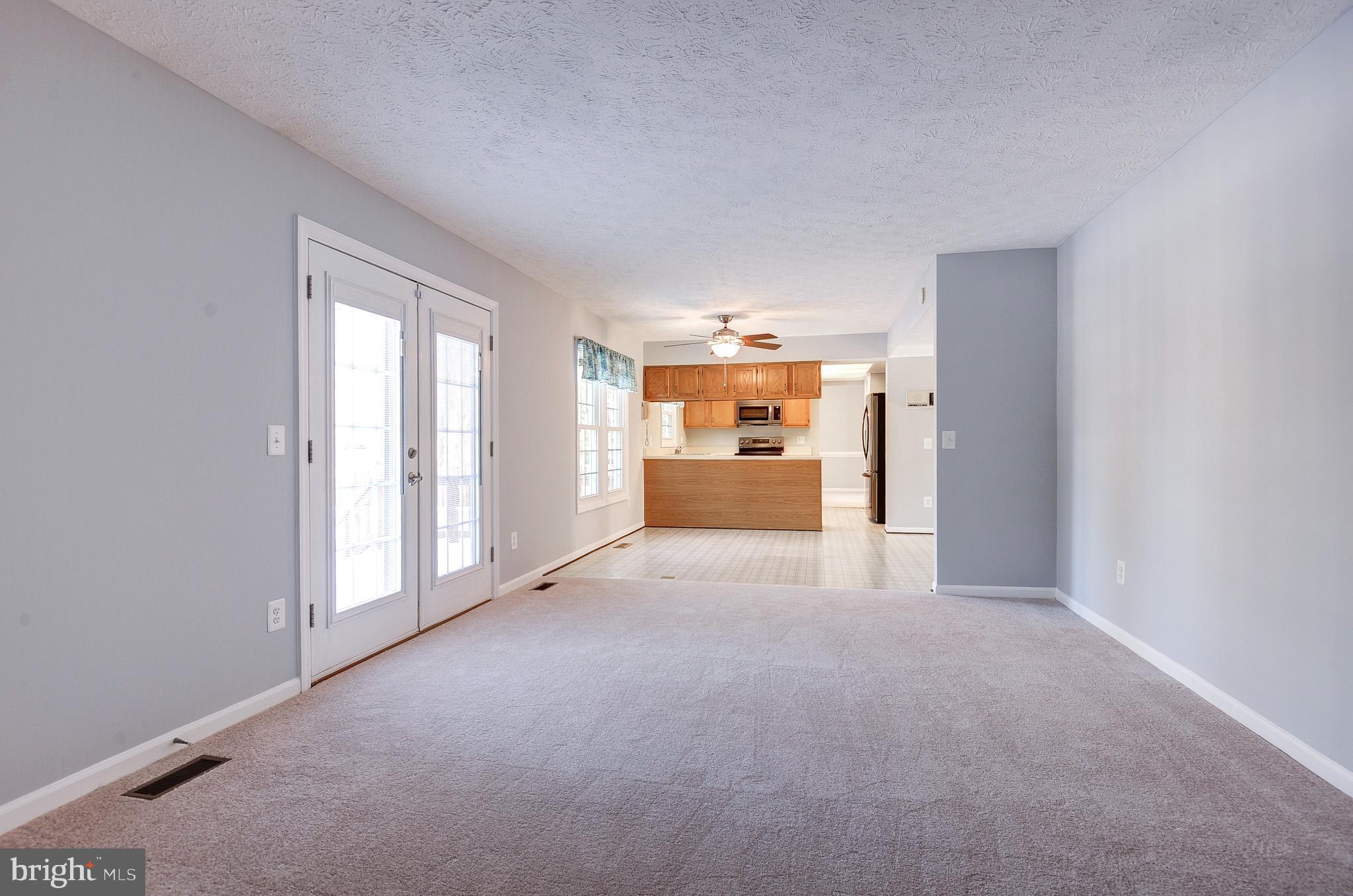 SPRING GROVE FARM - Residential