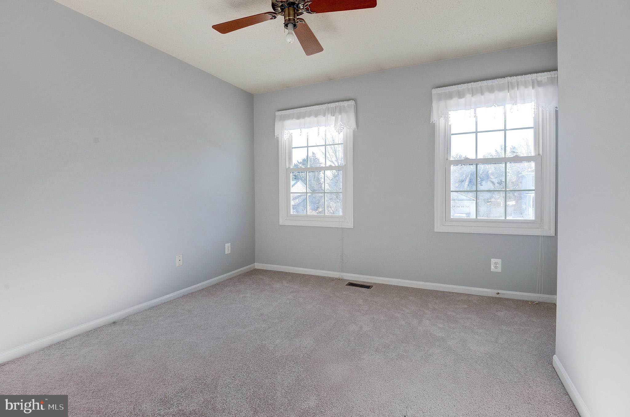 SPRING GROVE FARM - Residential