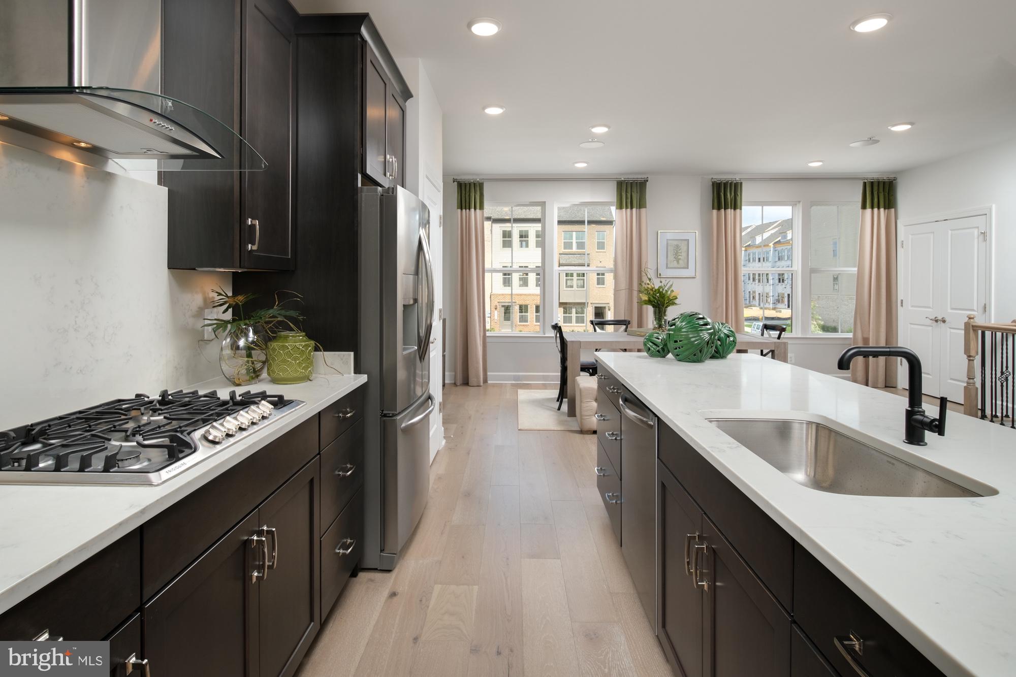 SUNSTONE PRESERVE - Residential