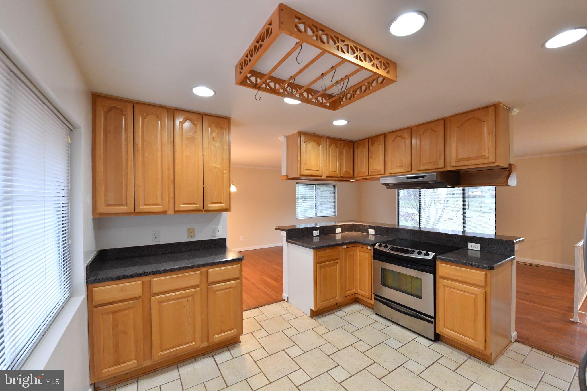 DUNN LORING - Residential