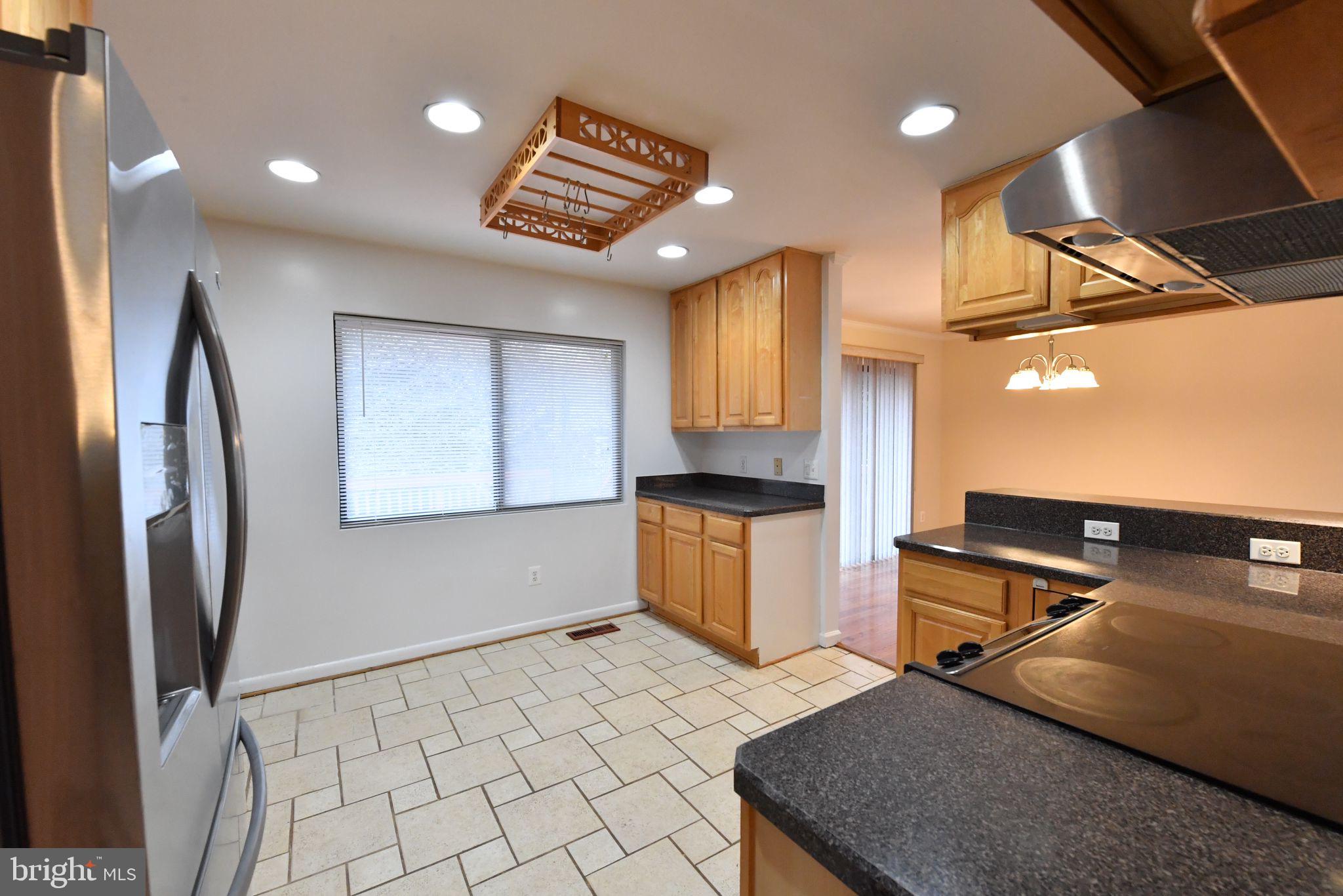 DUNN LORING - Residential