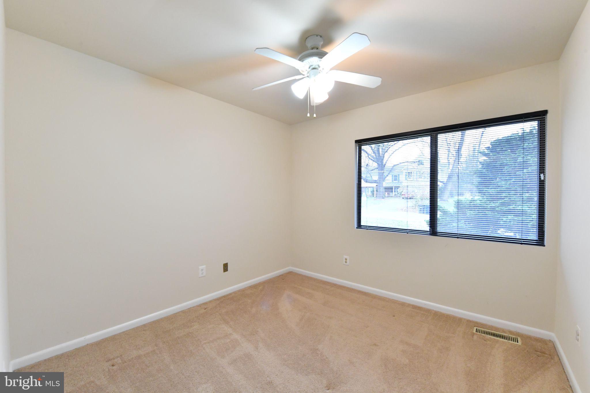 DUNN LORING - Residential