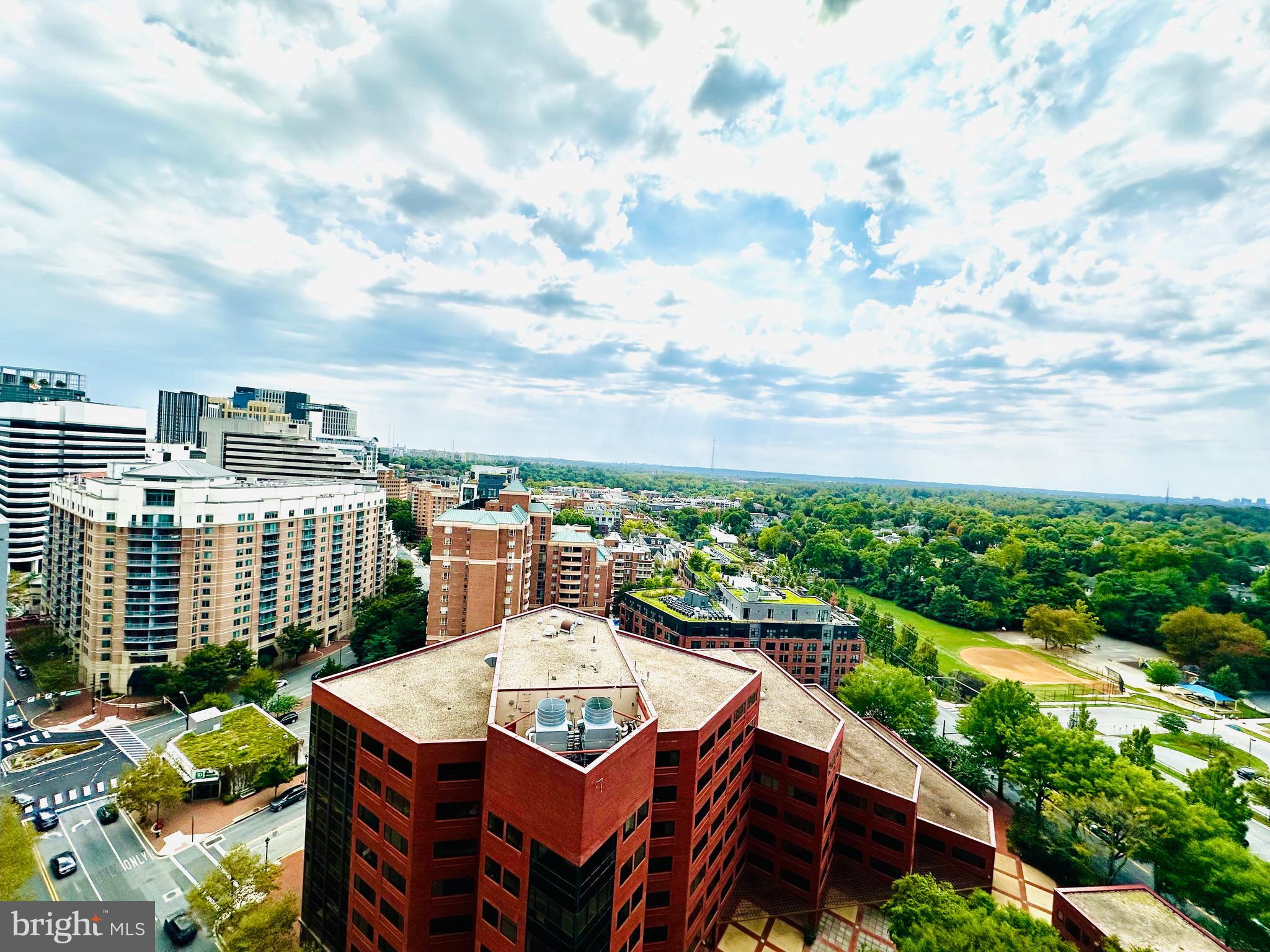 CHEVAL - Residential