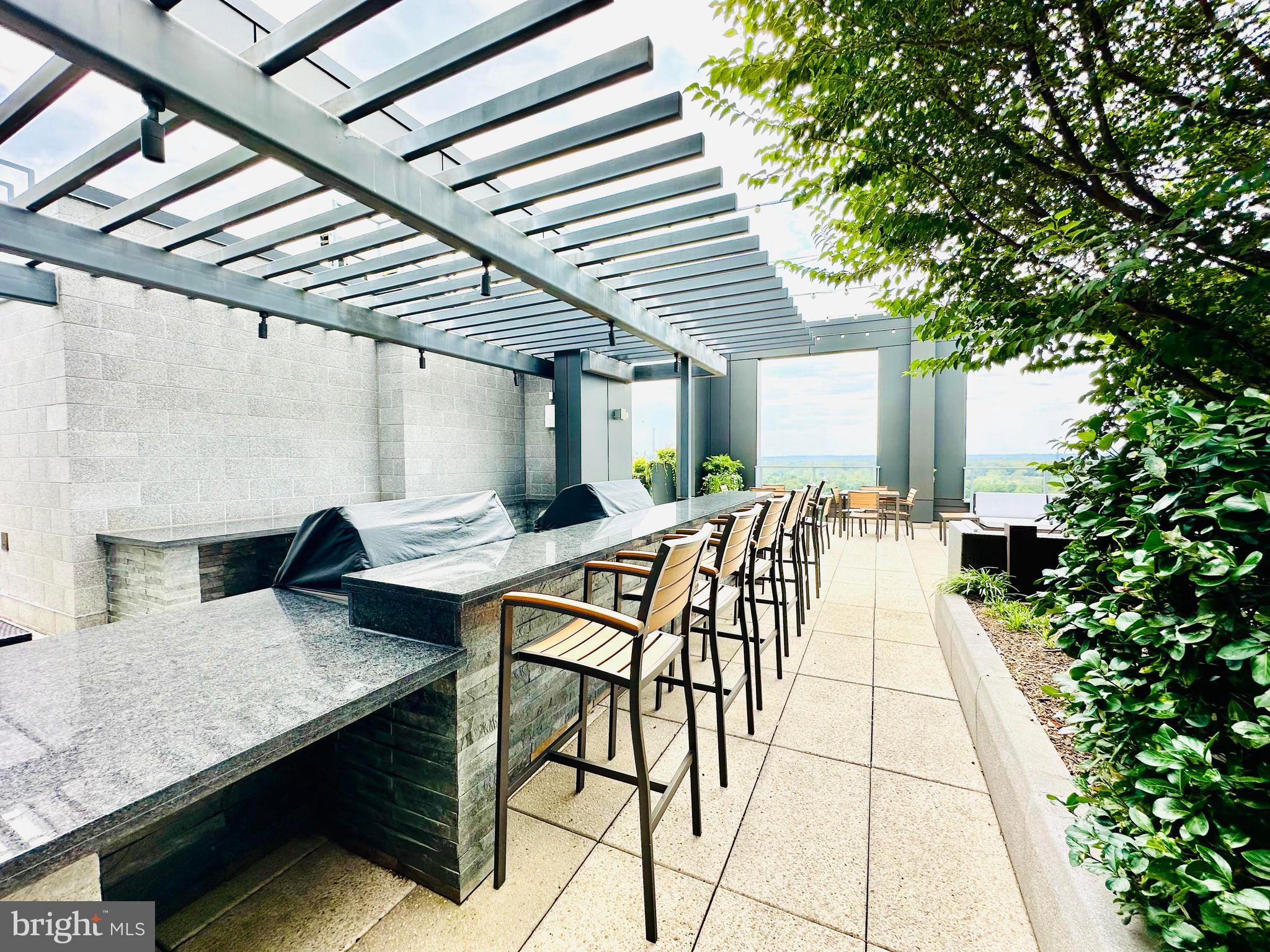 CHEVAL - Residential