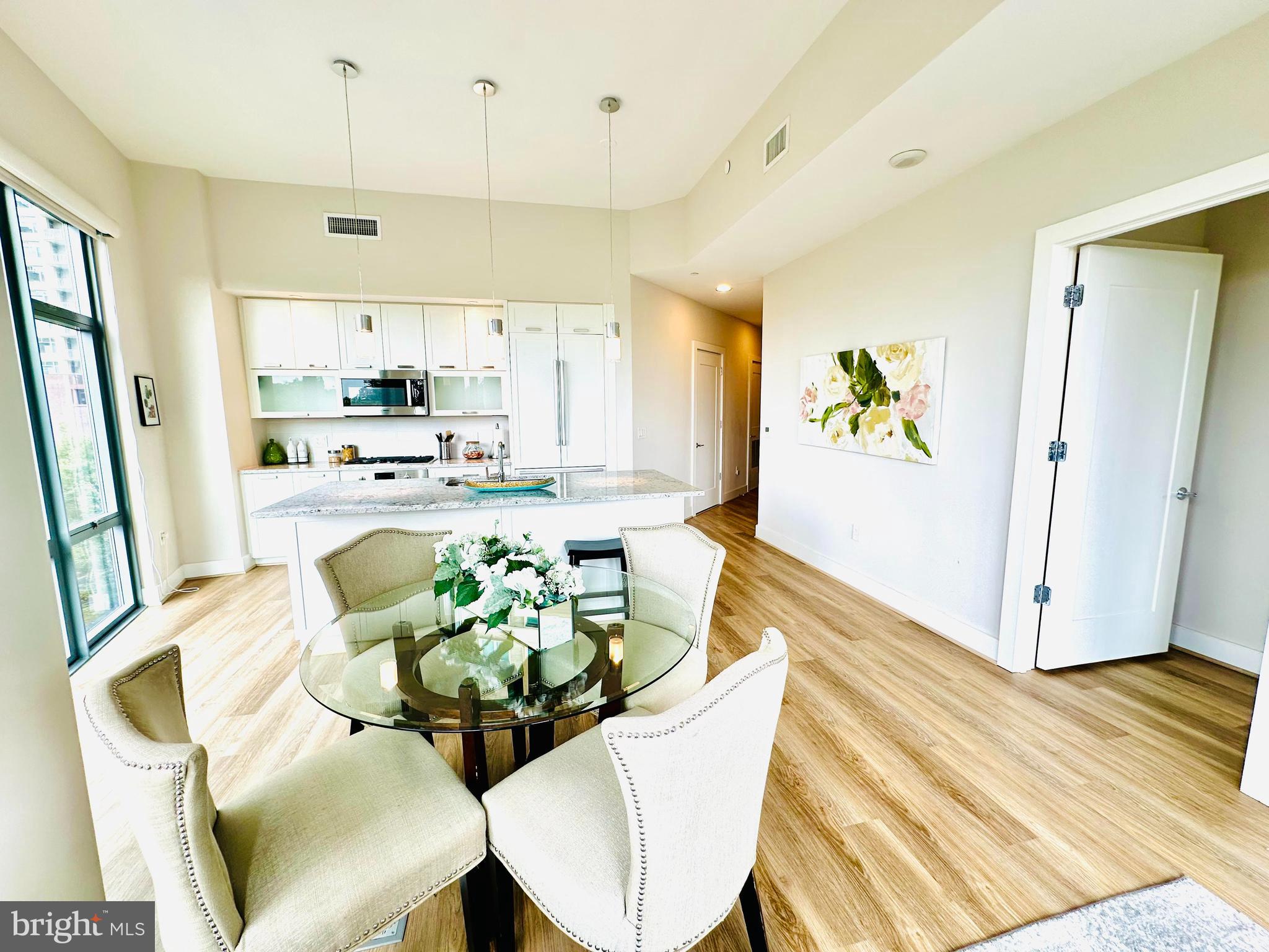 CHEVAL - Residential