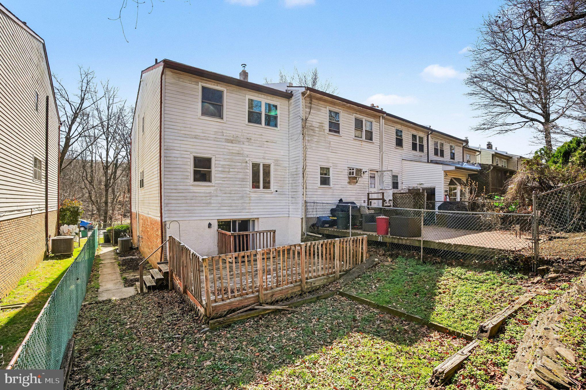 RIDLEY PARK - Residential