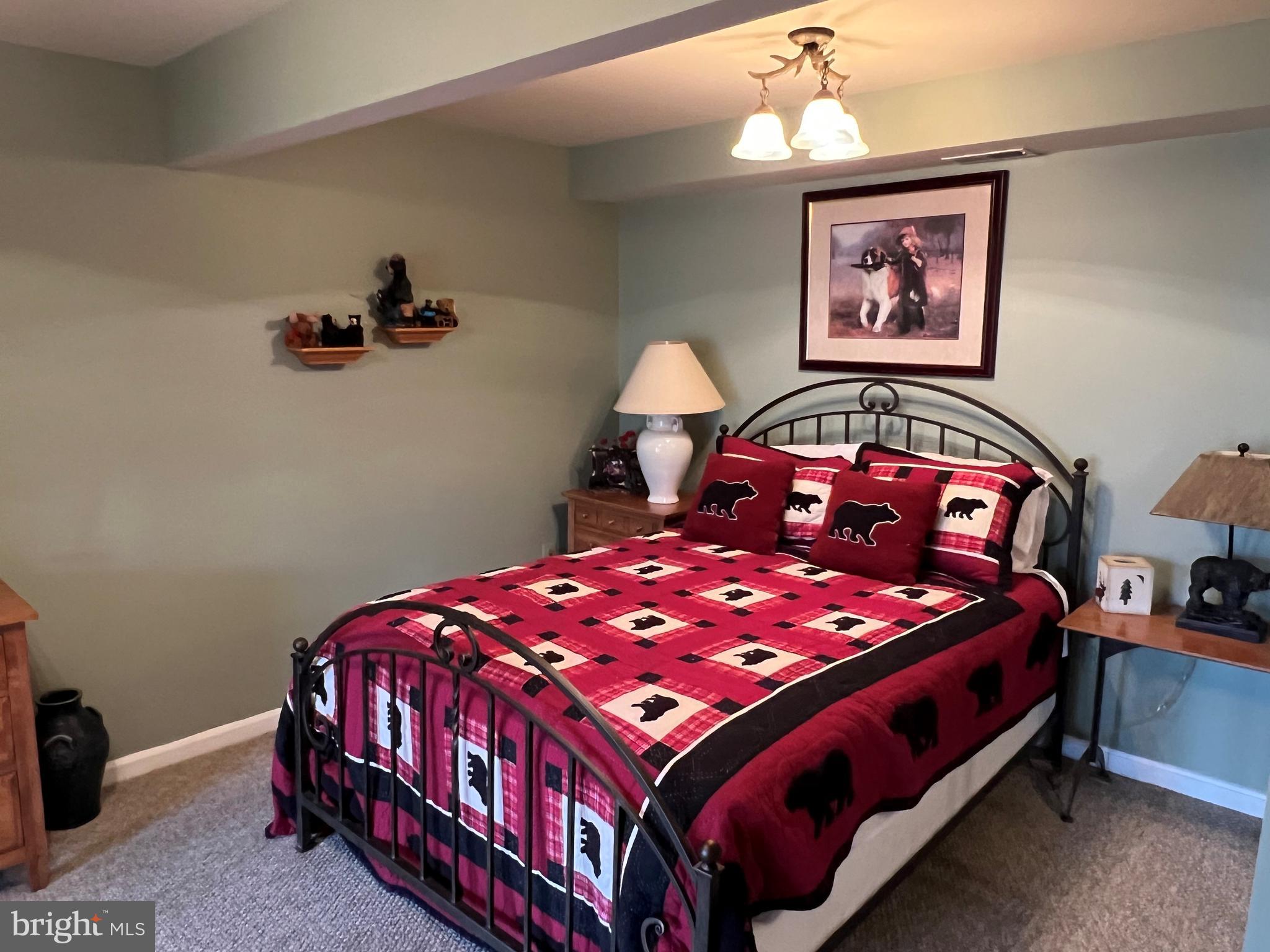 TYLER POINT - Residential