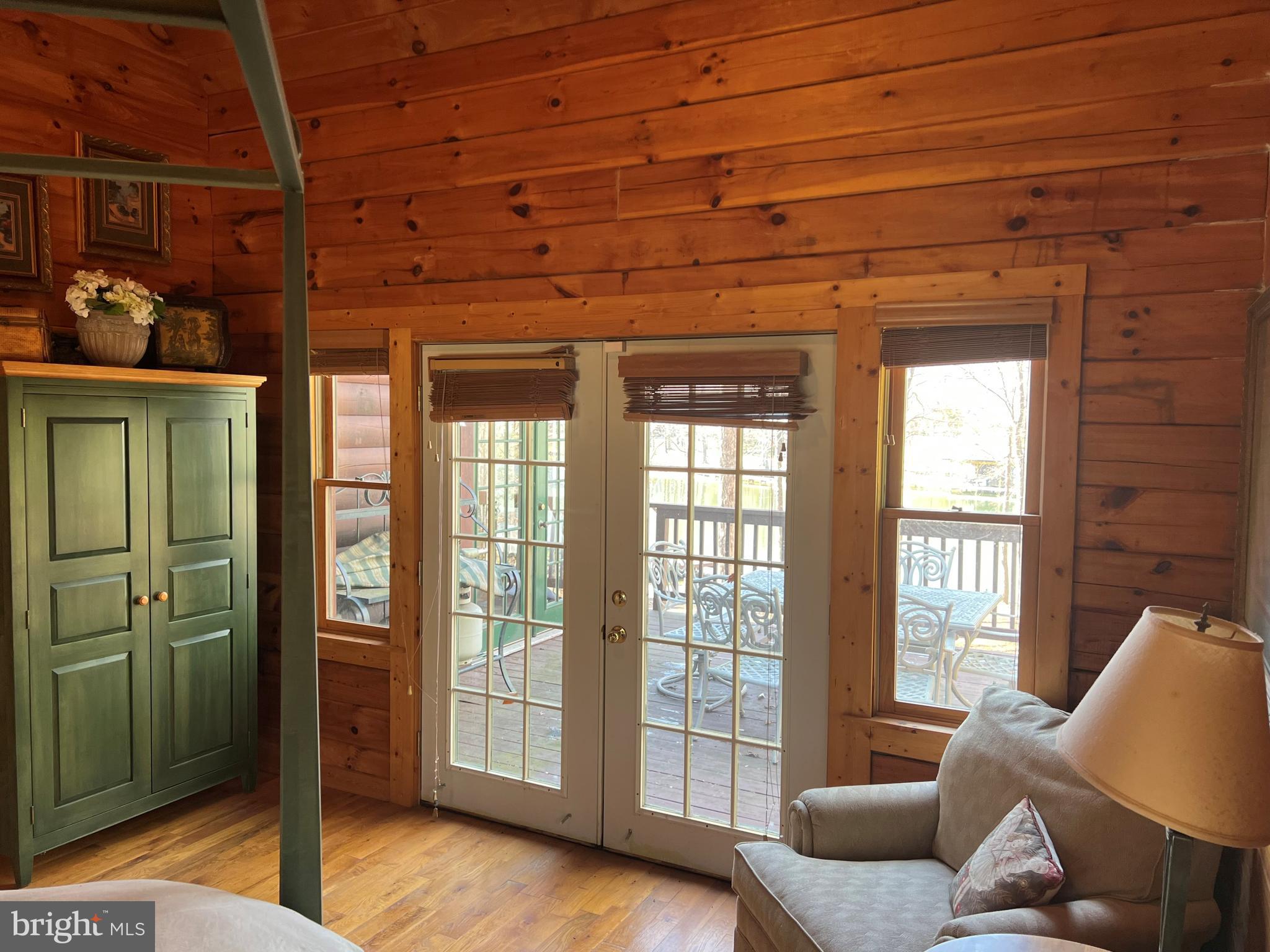 TYLER POINT - Residential