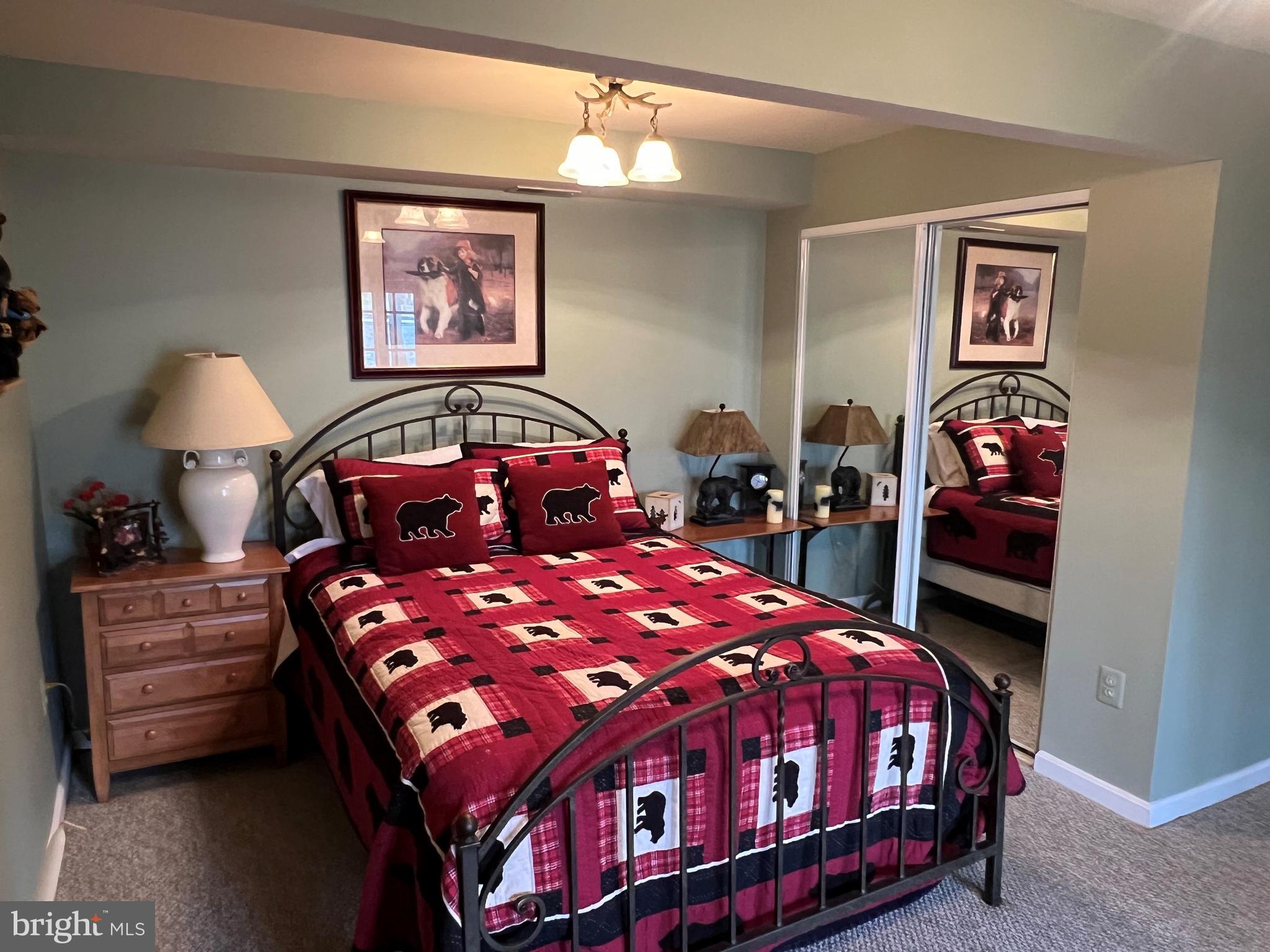 TYLER POINT - Residential