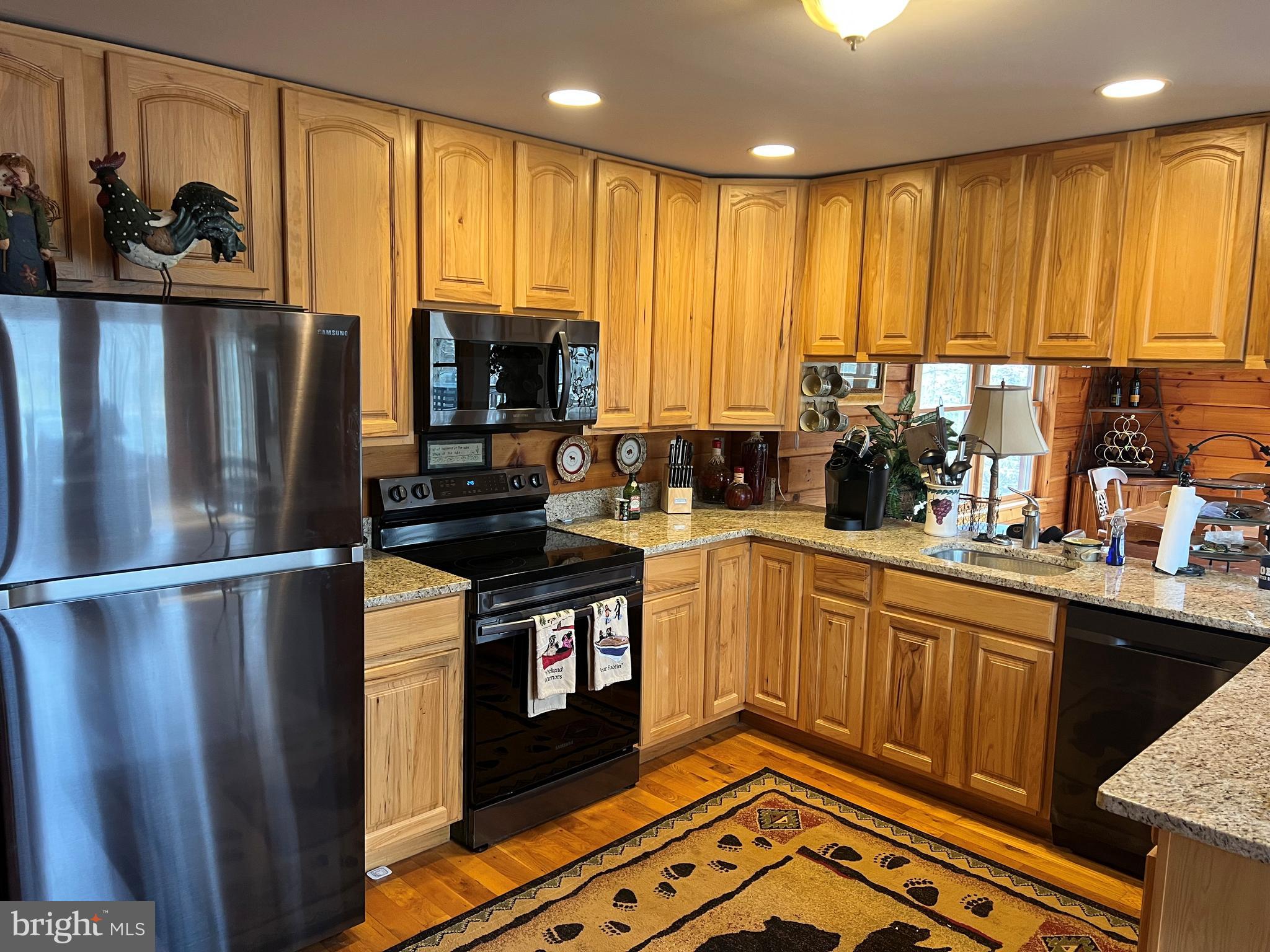 TYLER POINT - Residential