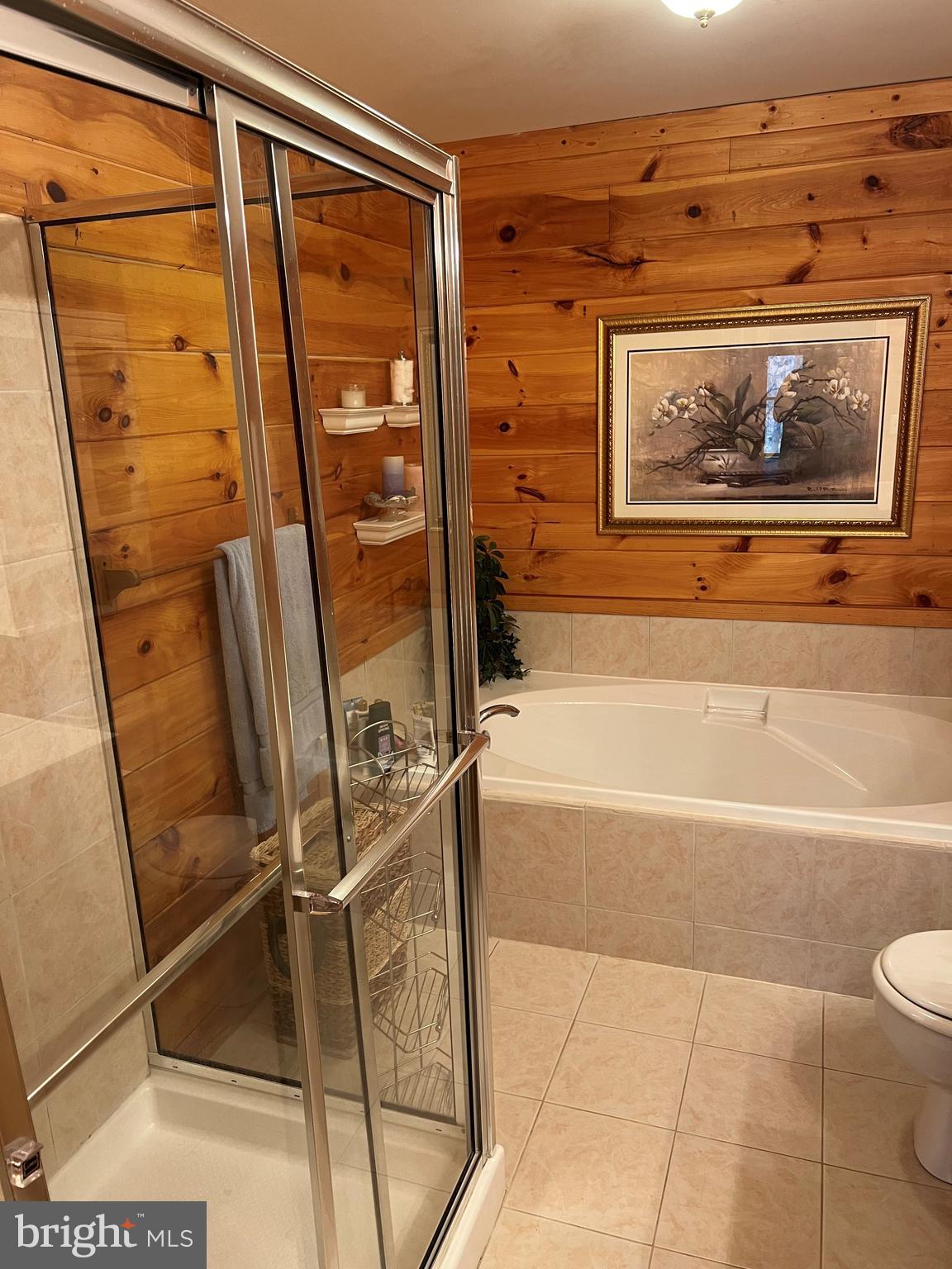 TYLER POINT - Residential