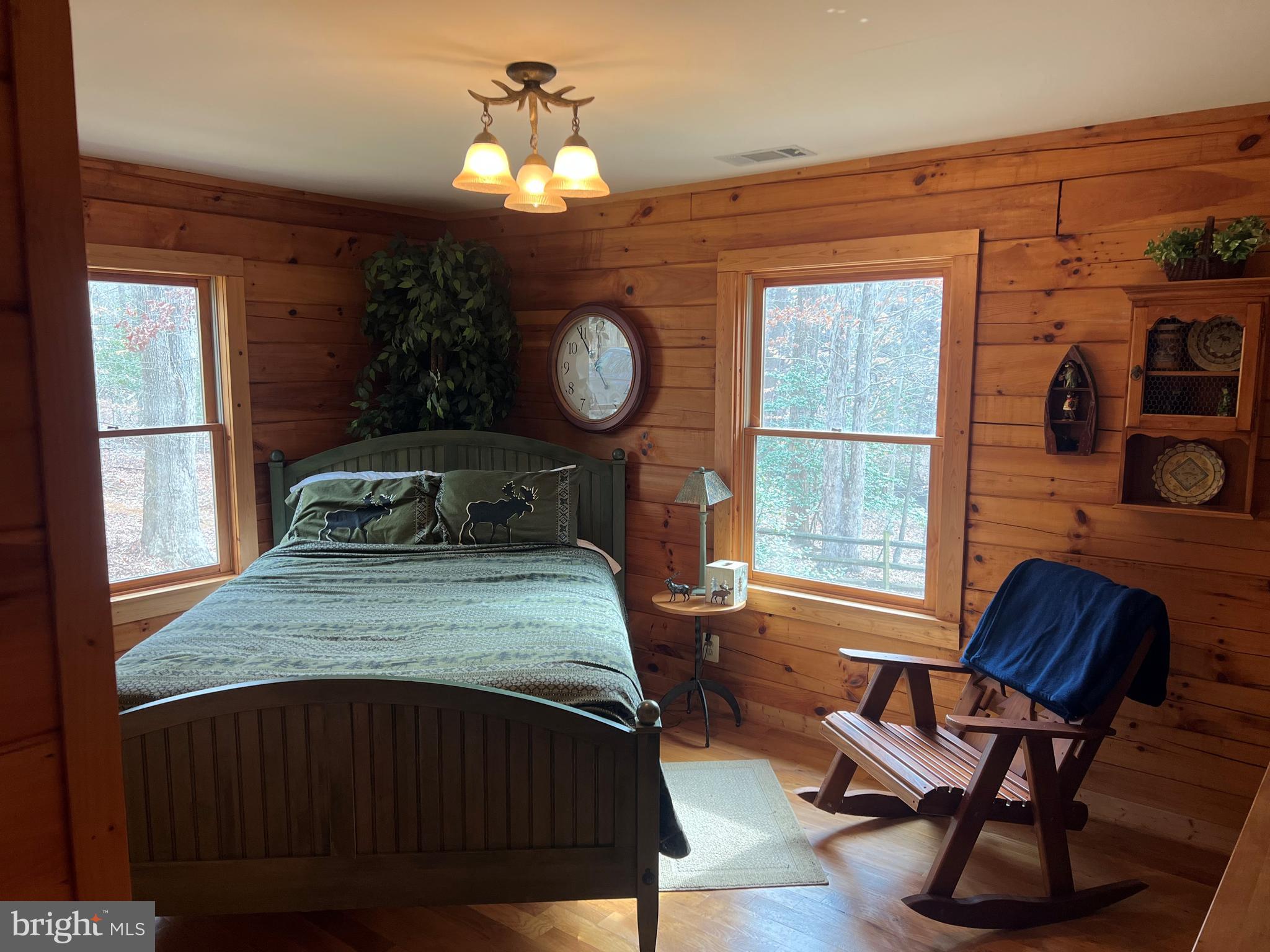 TYLER POINT - Residential