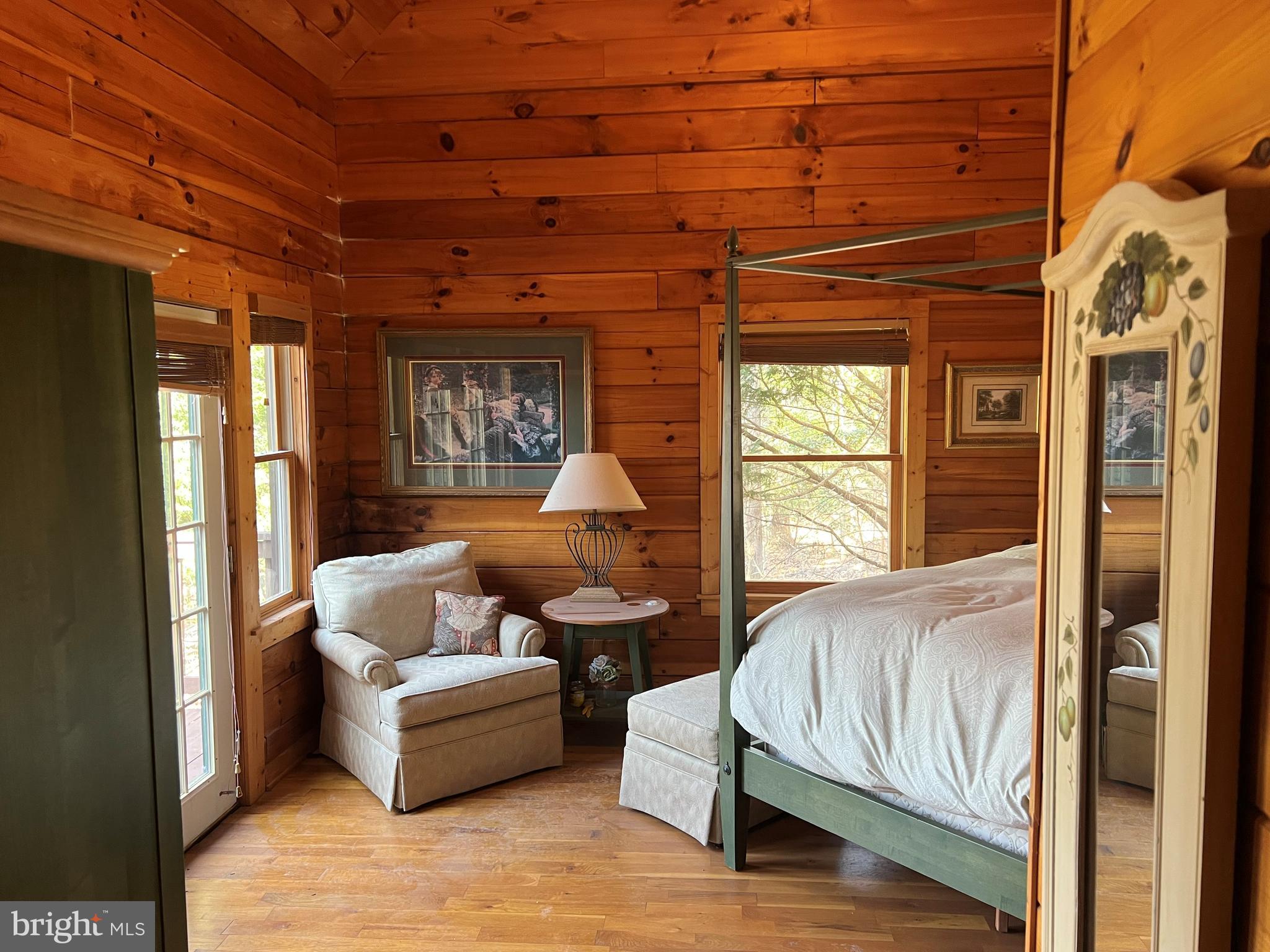 TYLER POINT - Residential