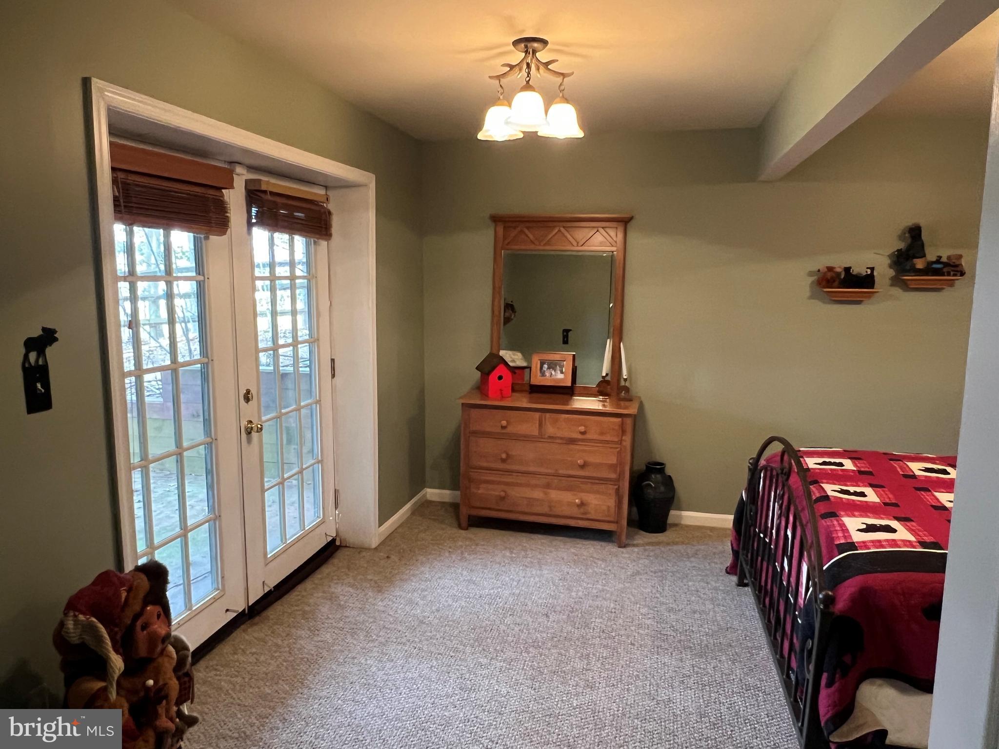 TYLER POINT - Residential