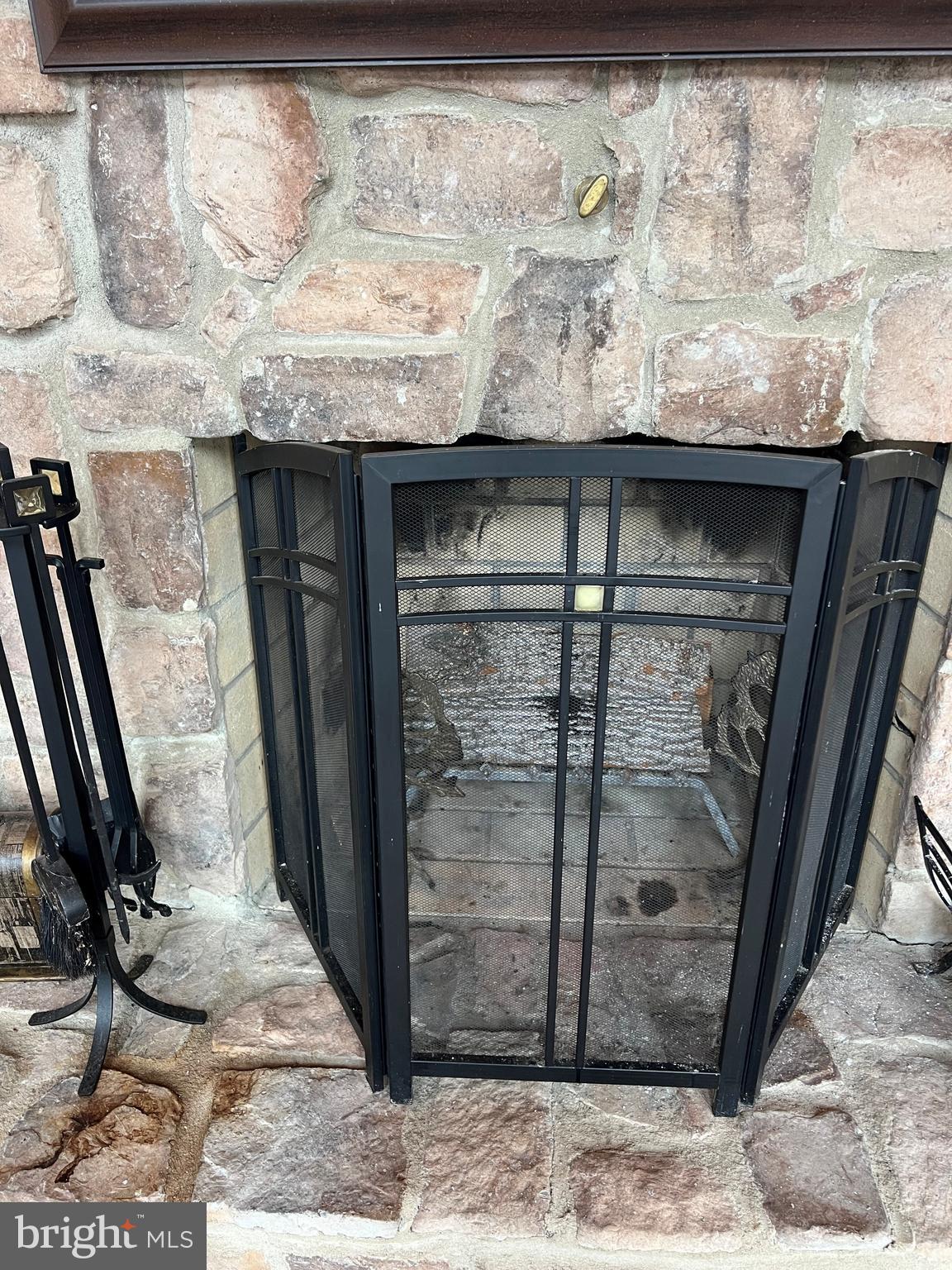 TYLER POINT - Residential