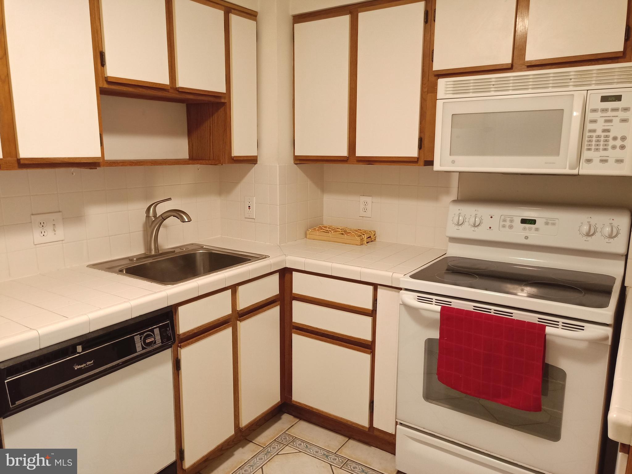 THE VICTORIA CODM - Residential