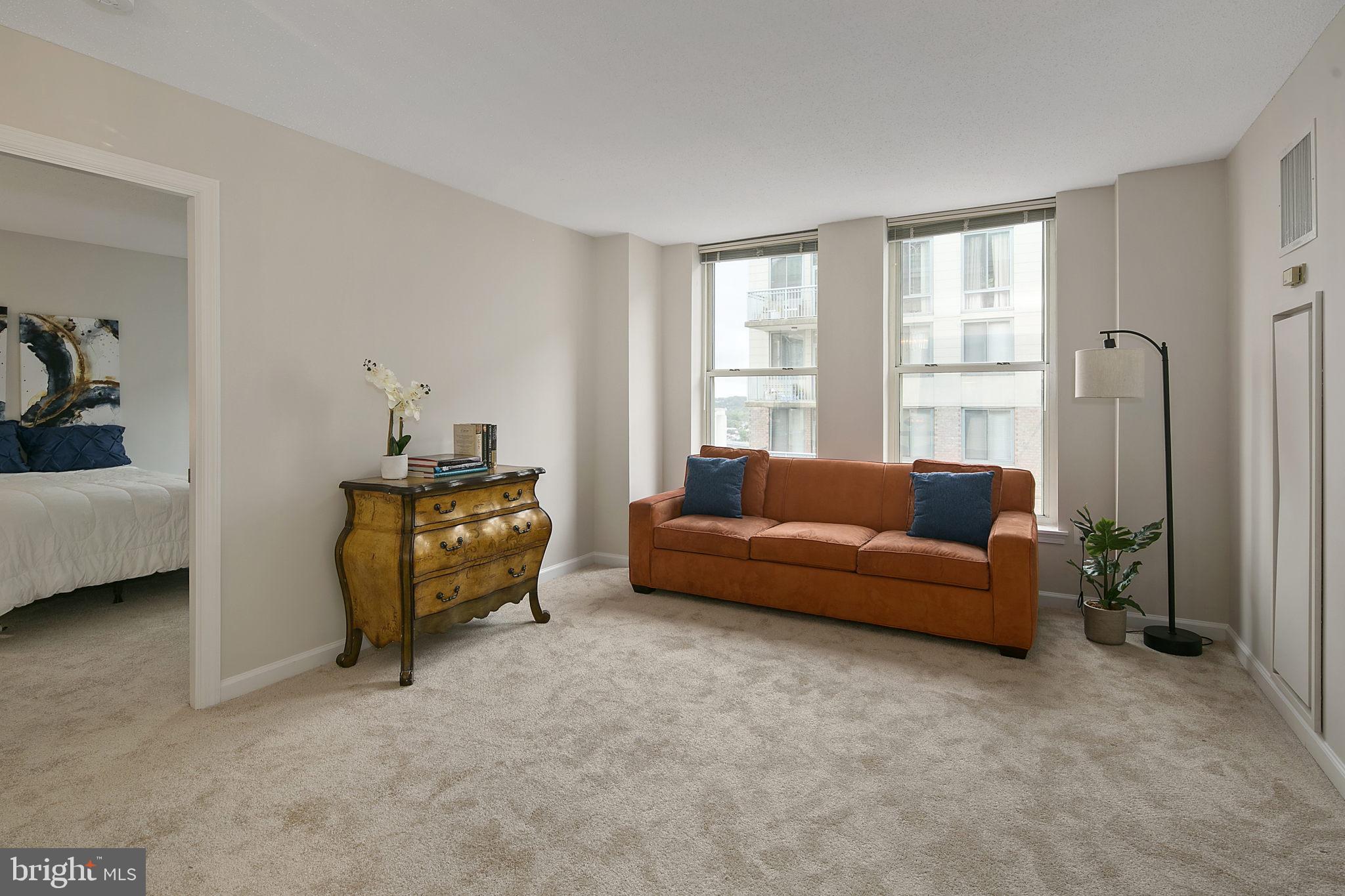 THE JEFFERSON - SUNRISE SENIOR LIVING - Residential Lease