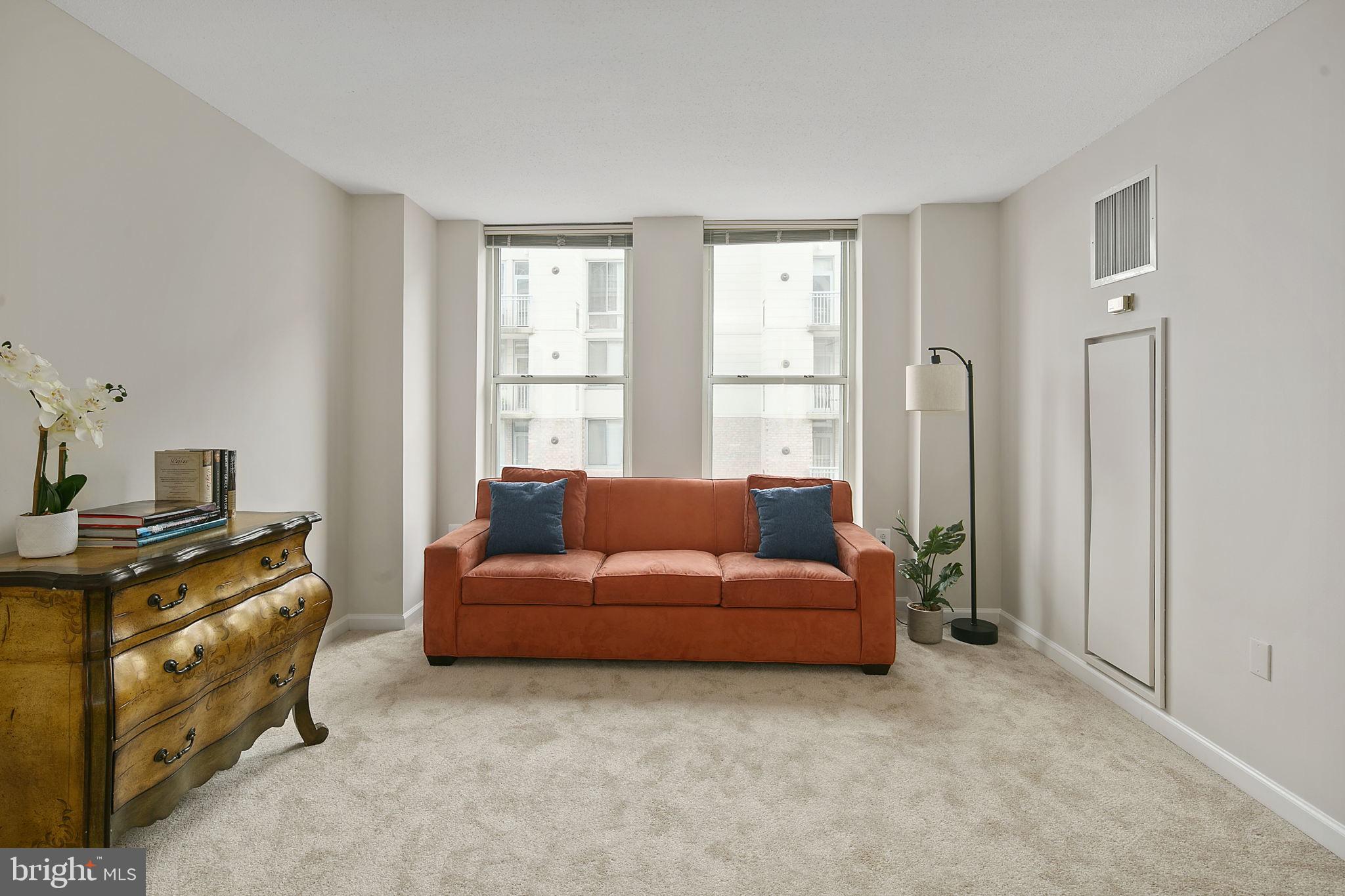 THE JEFFERSON - SUNRISE SENIOR LIVING - Residential Lease