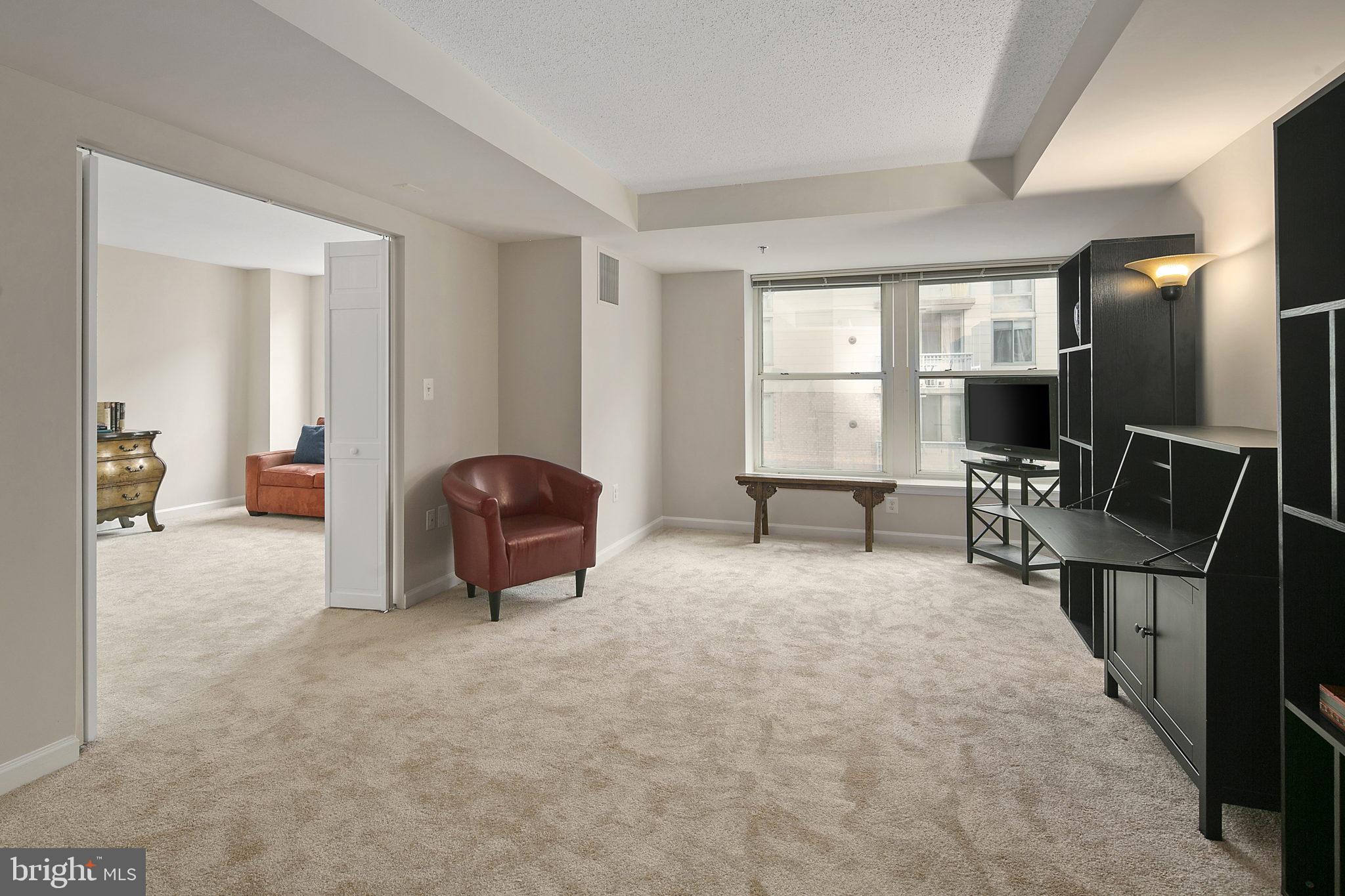 THE JEFFERSON - SUNRISE SENIOR LIVING - Residential Lease