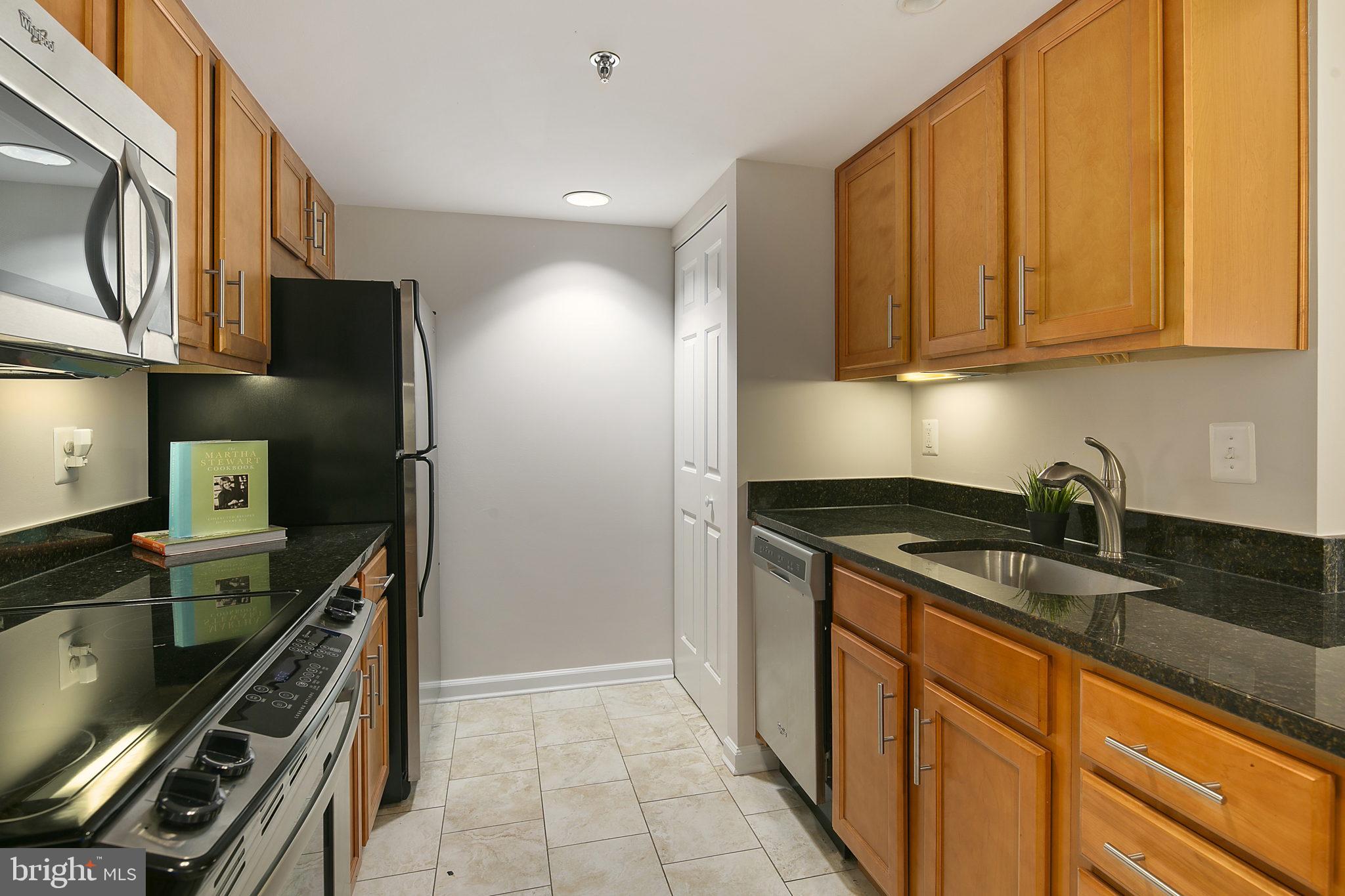 THE JEFFERSON - SUNRISE SENIOR LIVING - Residential Lease