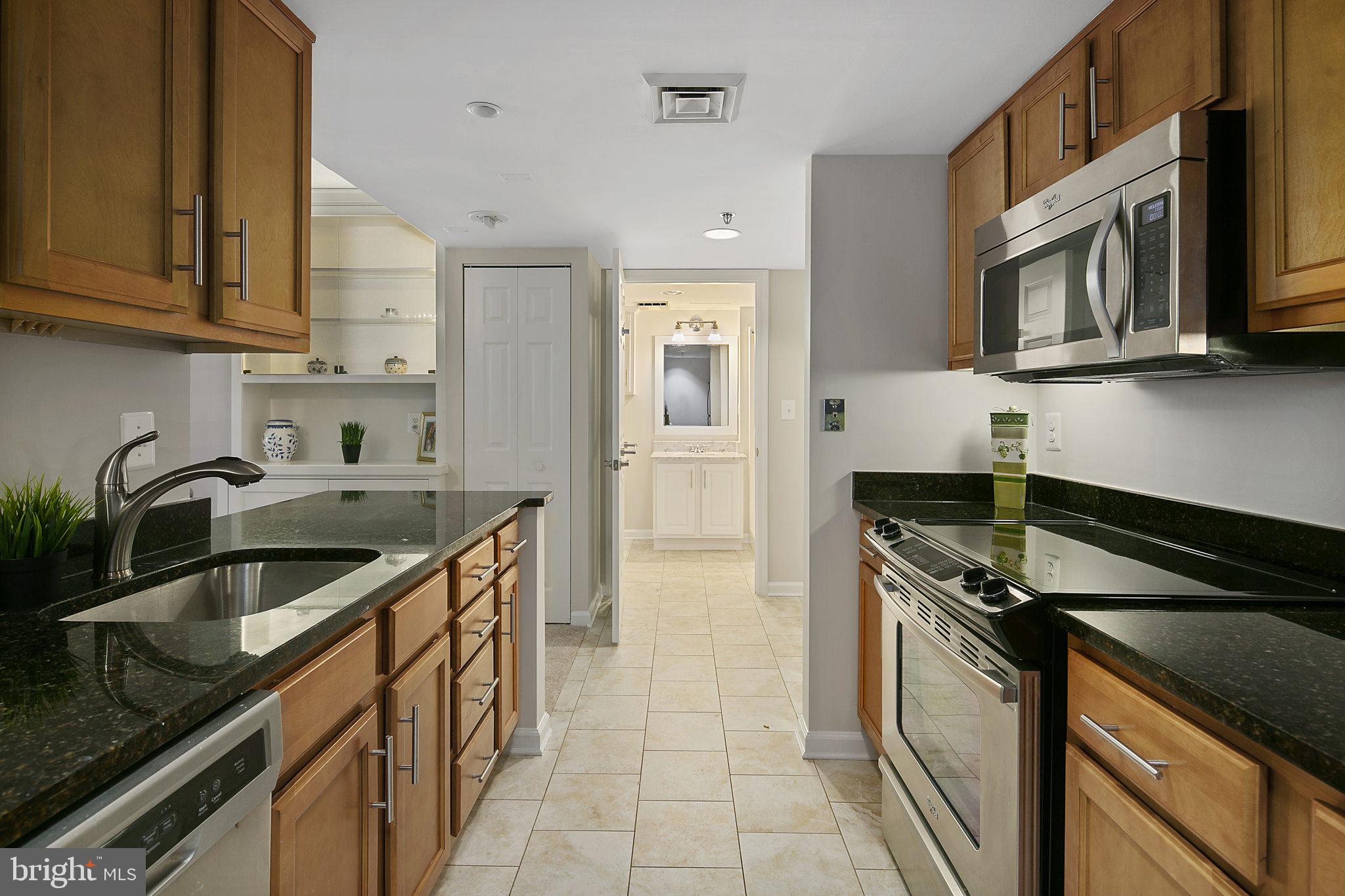 THE JEFFERSON - SUNRISE SENIOR LIVING - Residential Lease