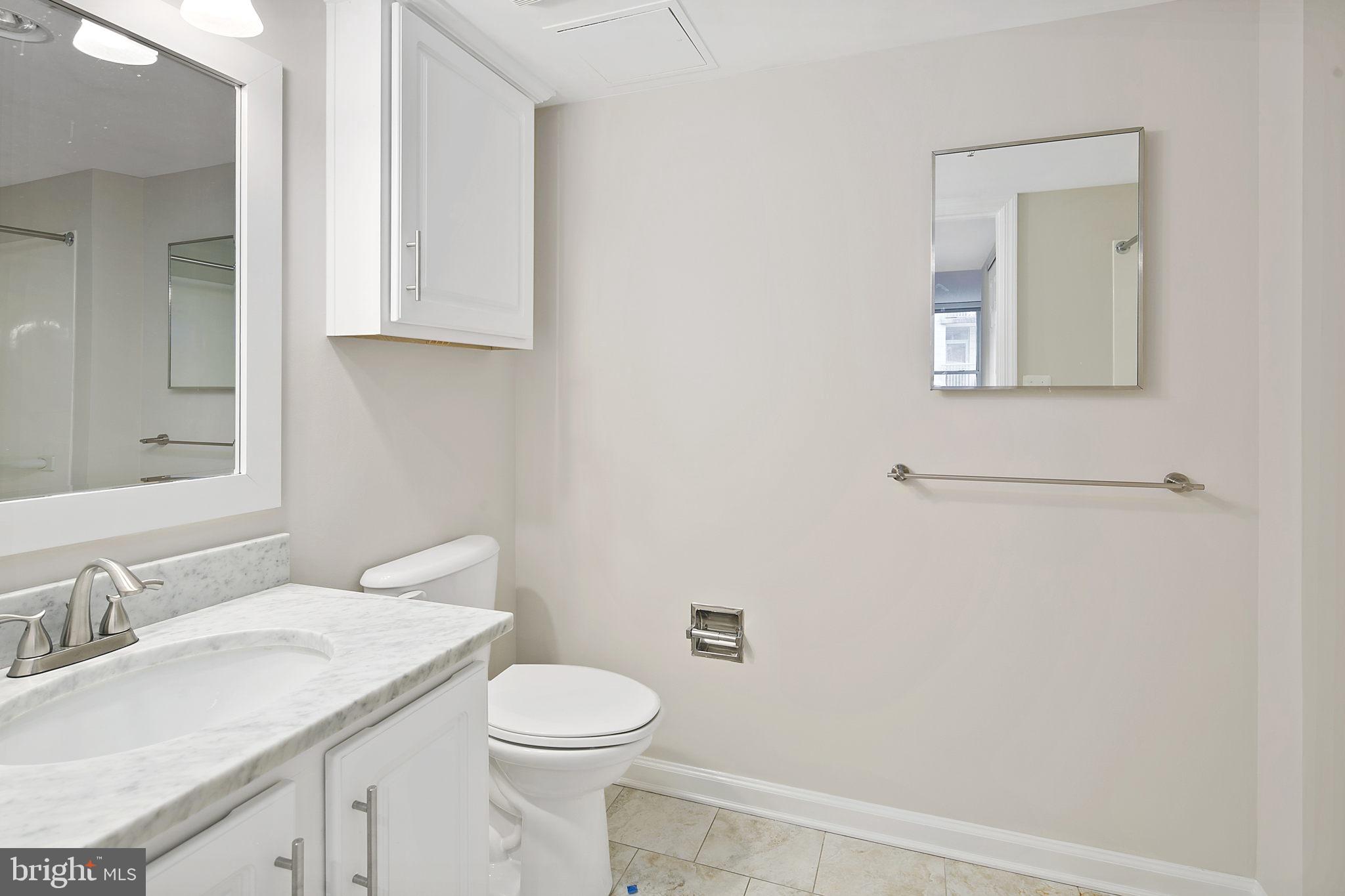 THE JEFFERSON - SUNRISE SENIOR LIVING - Residential Lease