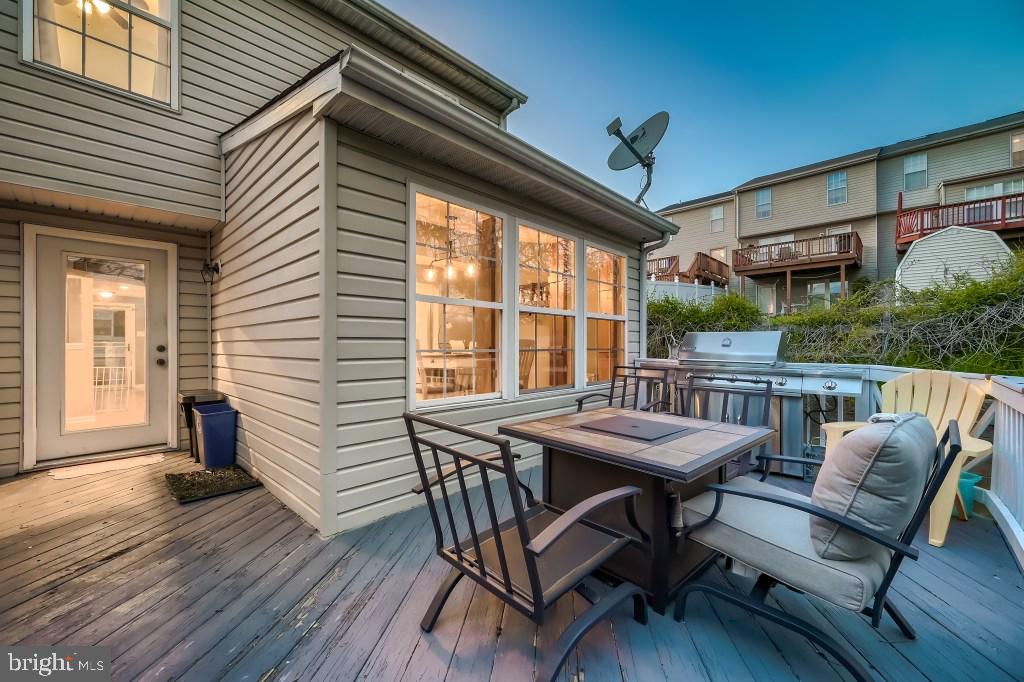 BRENTWOOD CONDO - Residential