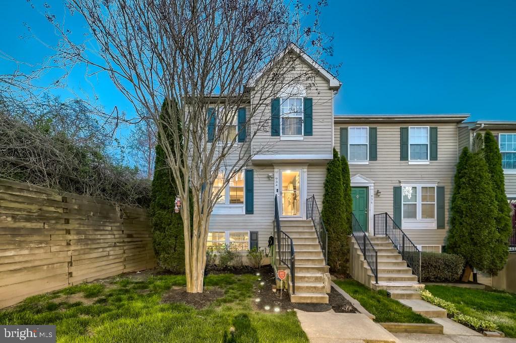 BRENTWOOD CONDO - Residential