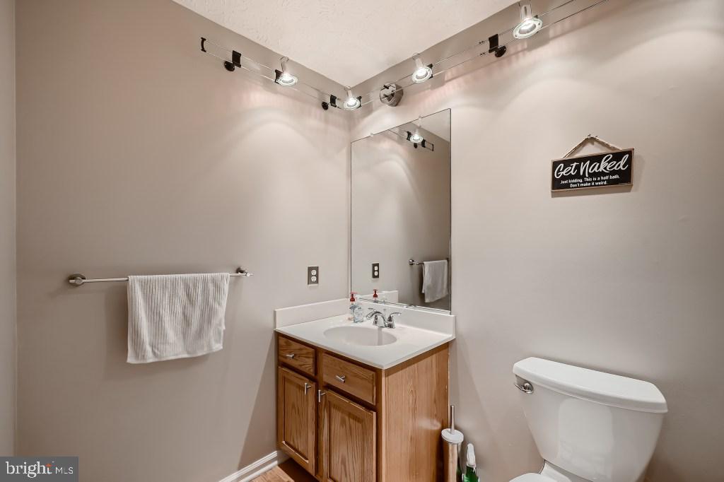 BRENTWOOD CONDO - Residential