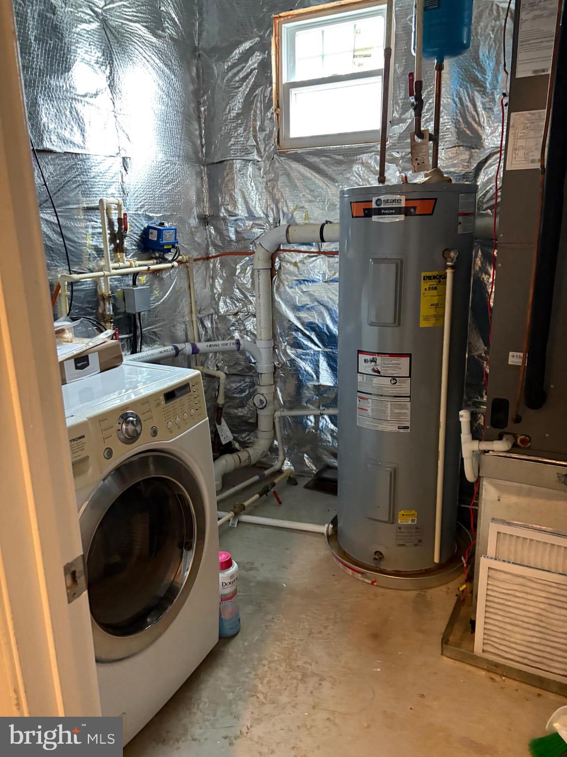 WEYANOKE - Residential Lease