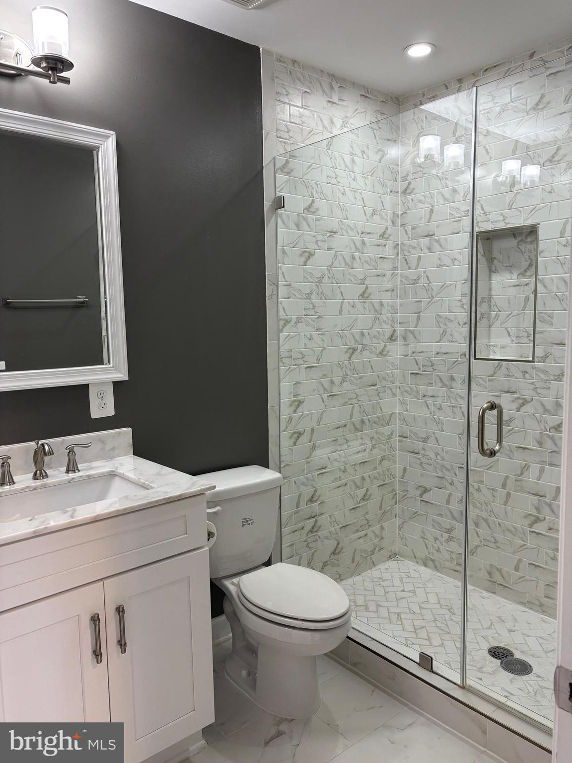 WEYANOKE - Residential Lease