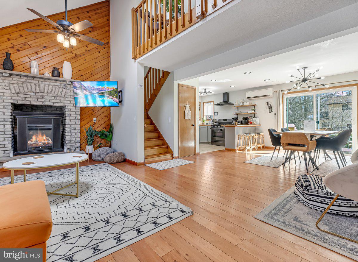 POCONO COUNTRY PLACE - Residential